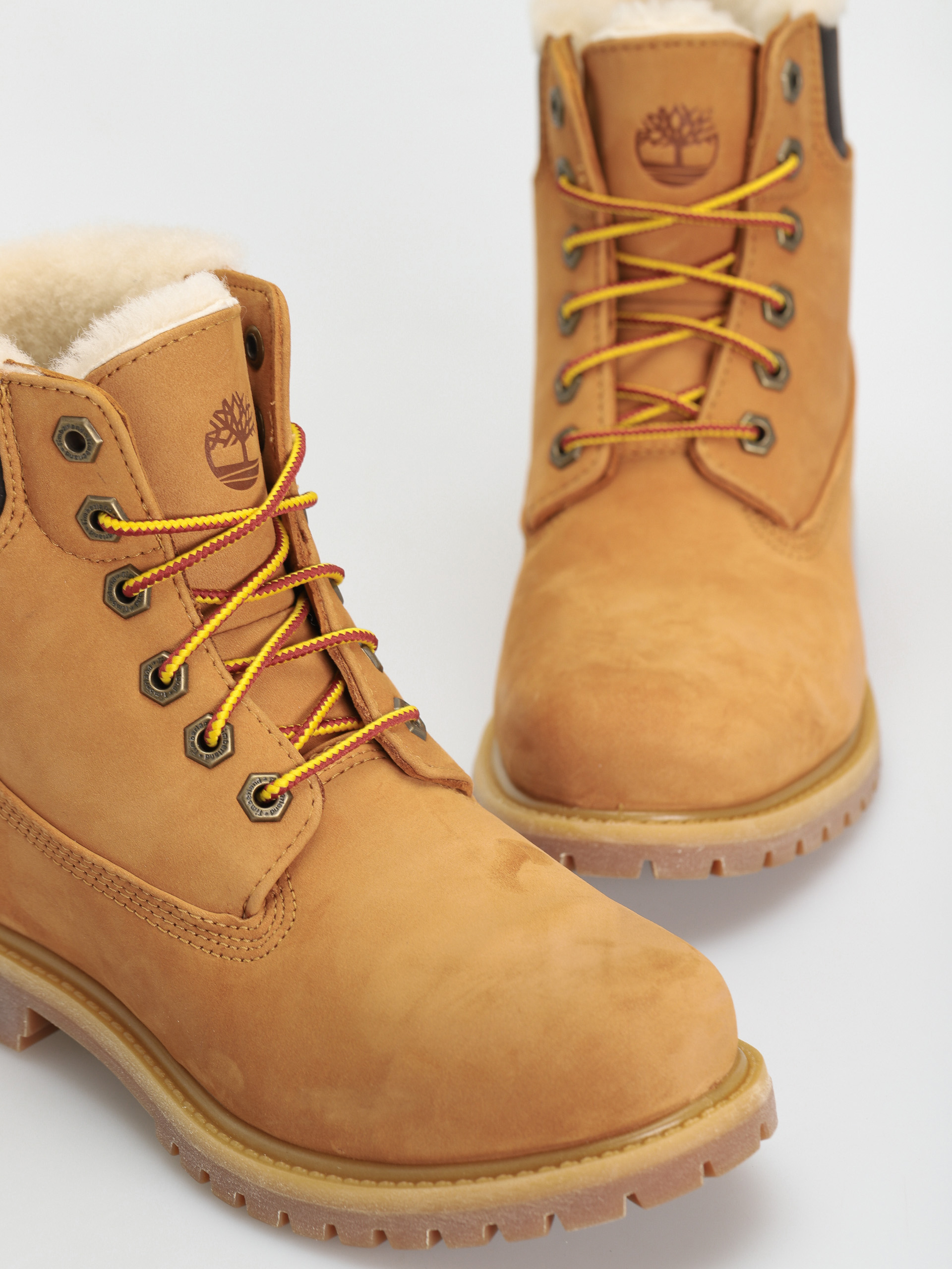 Boty Timberland 6In Premium Shearling Wmn (wheat nubuck)