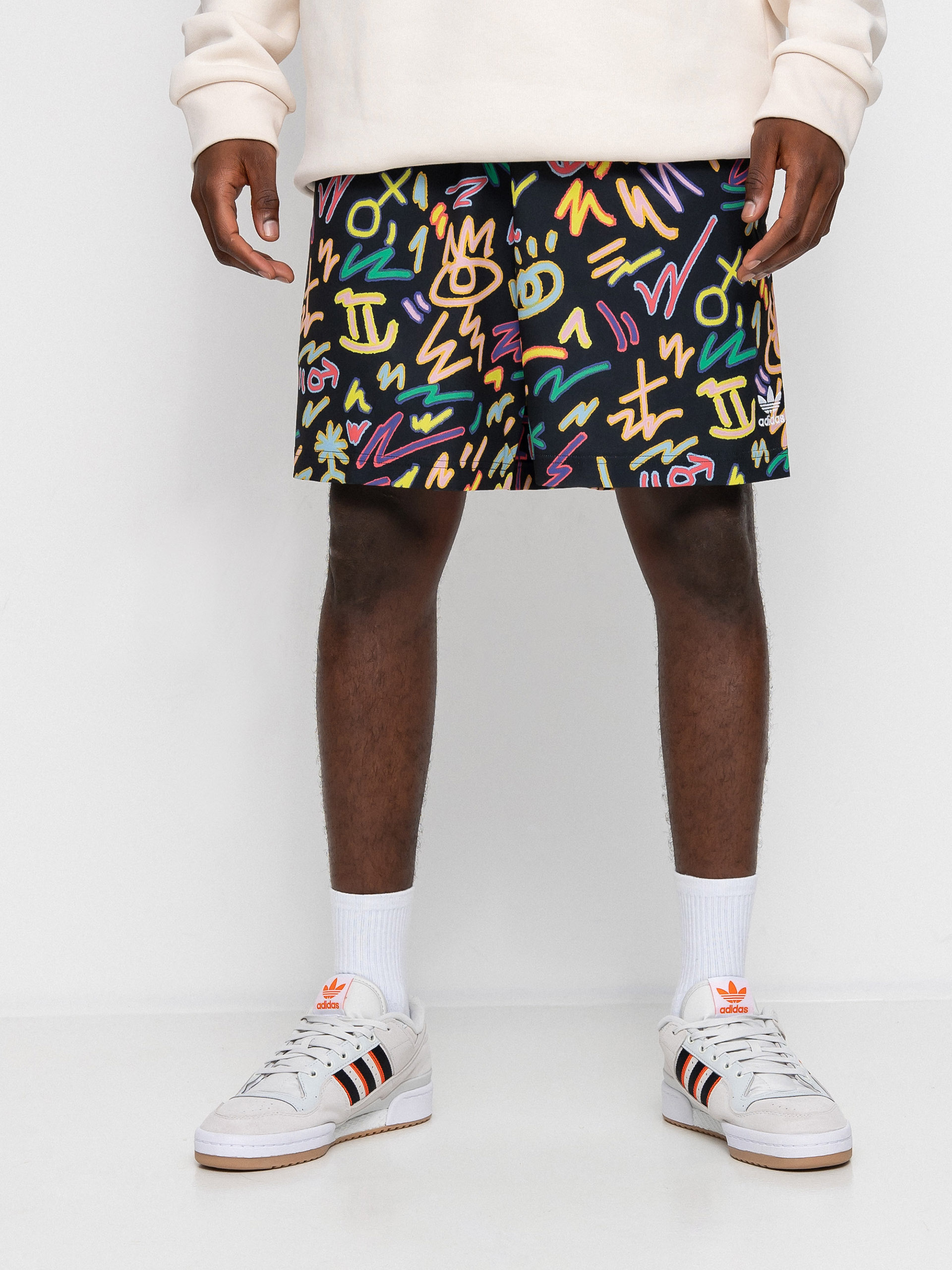 Kraťasy adidas Originals Loveuni Aop (multco)