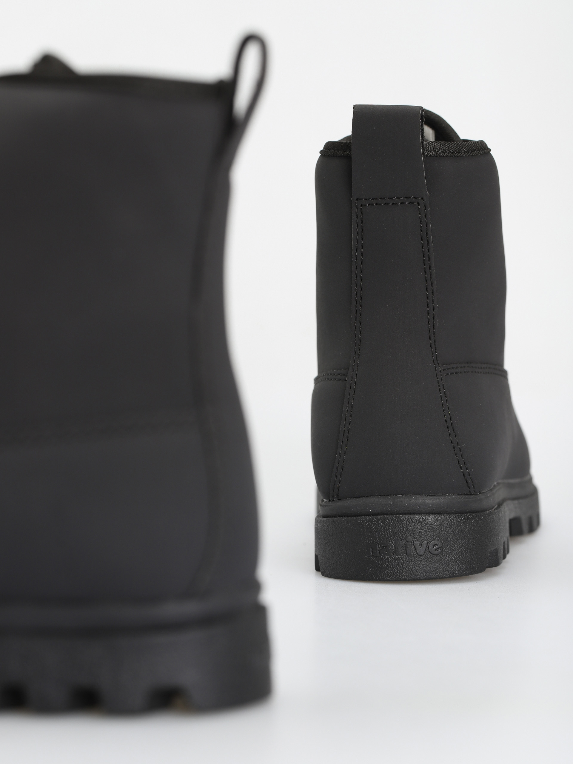 Zimní boty Native Johnny Treklite (jiffy black/jiffy black/victoria blue)