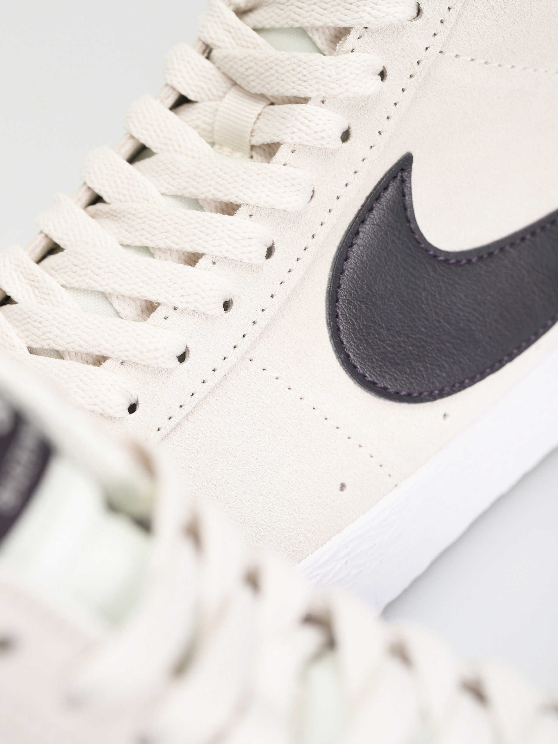 Boty Nike SB Zoom Blazer Mid (phantom/cave purple phantom white)