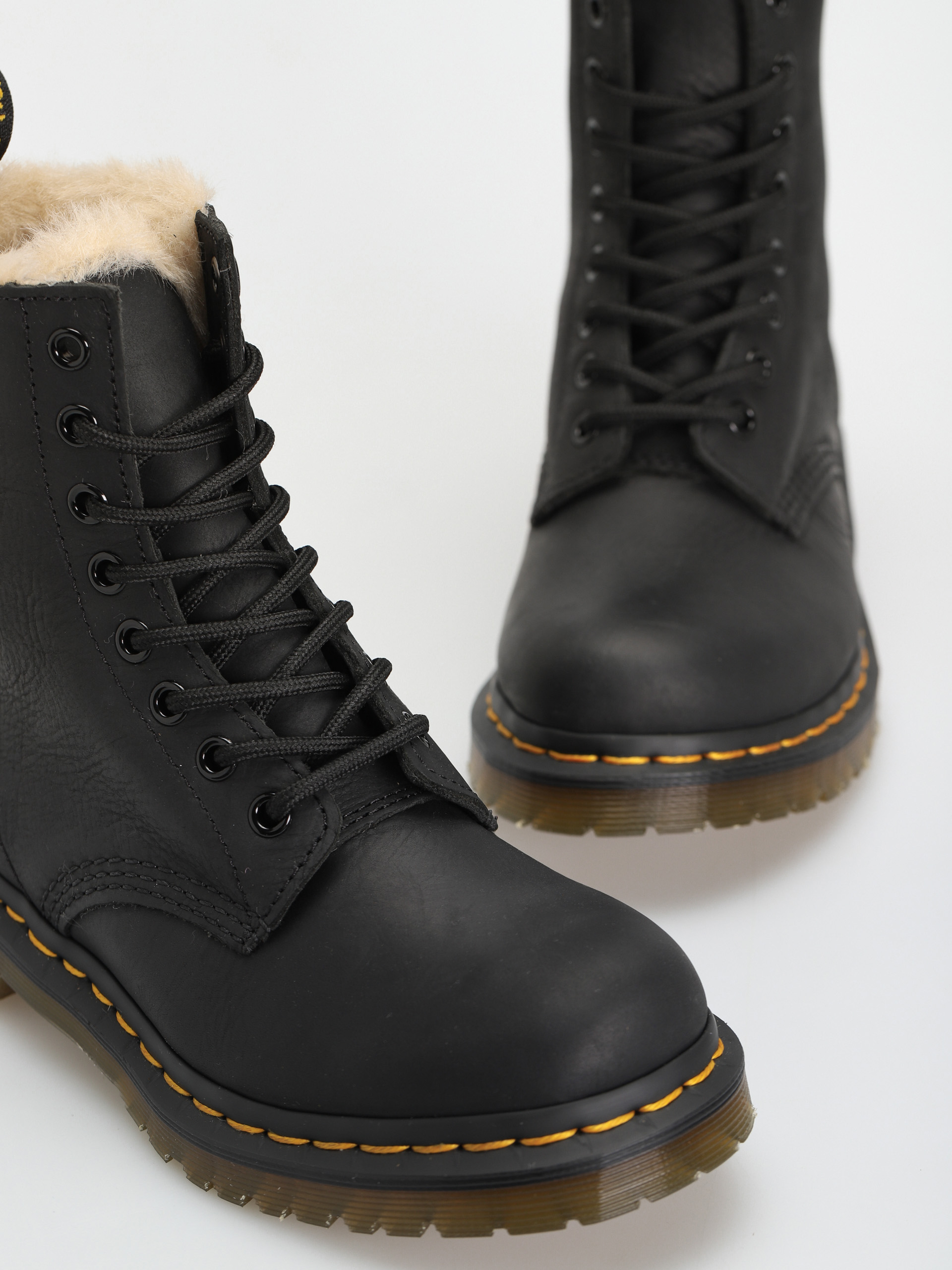 Boty Dr. Martens 1460 Serena Wmn (black wyoming)