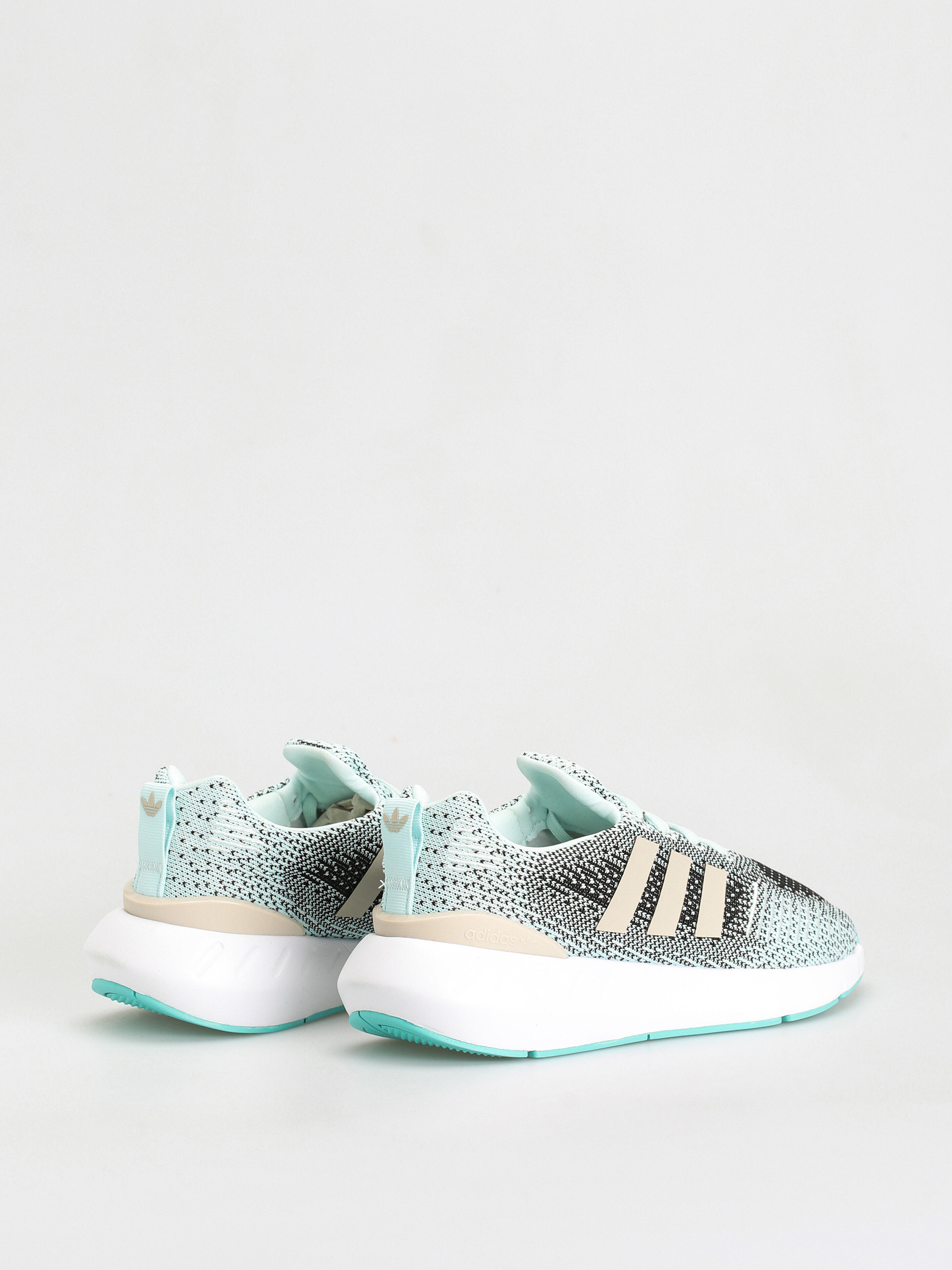 Boty adidas Originals Swift Run 22 W Wmn (halmin/alumin/minrus)