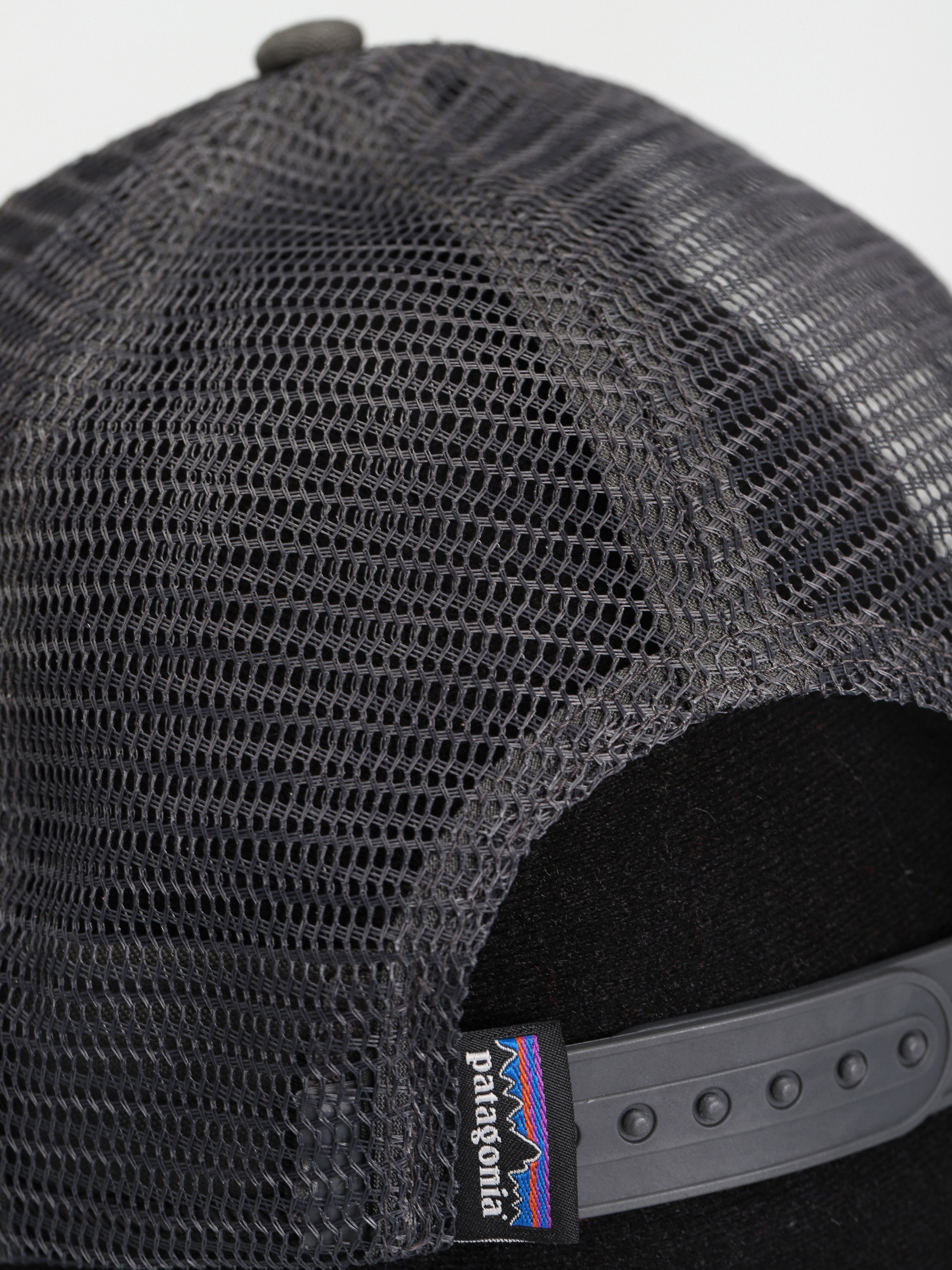 Kšiltovka  Patagonia P 6 Logo LoPro Trucker (forge grey)