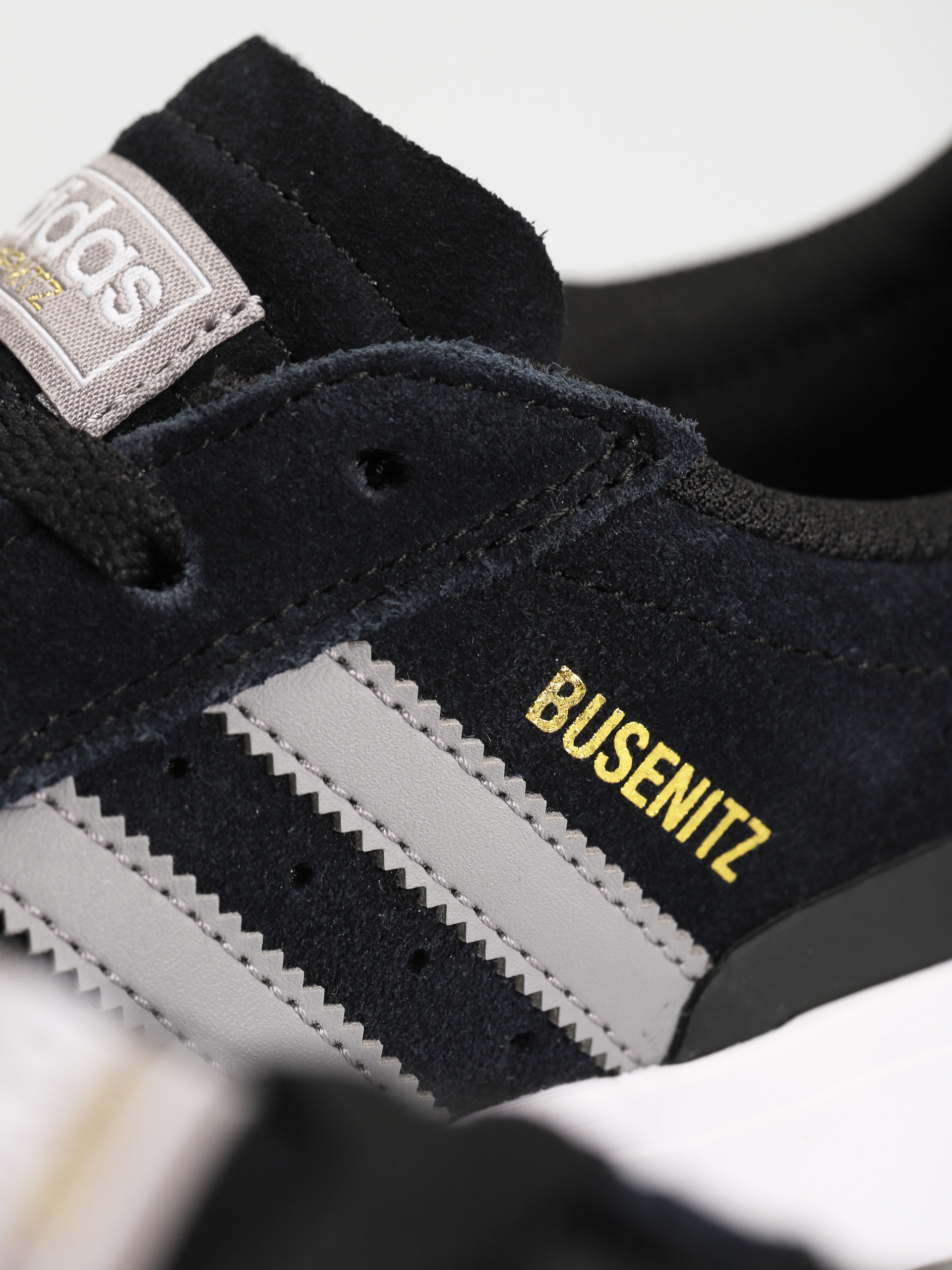 Boty adidas Busenitz Vulc II (cblack/grethr/ftwwht)