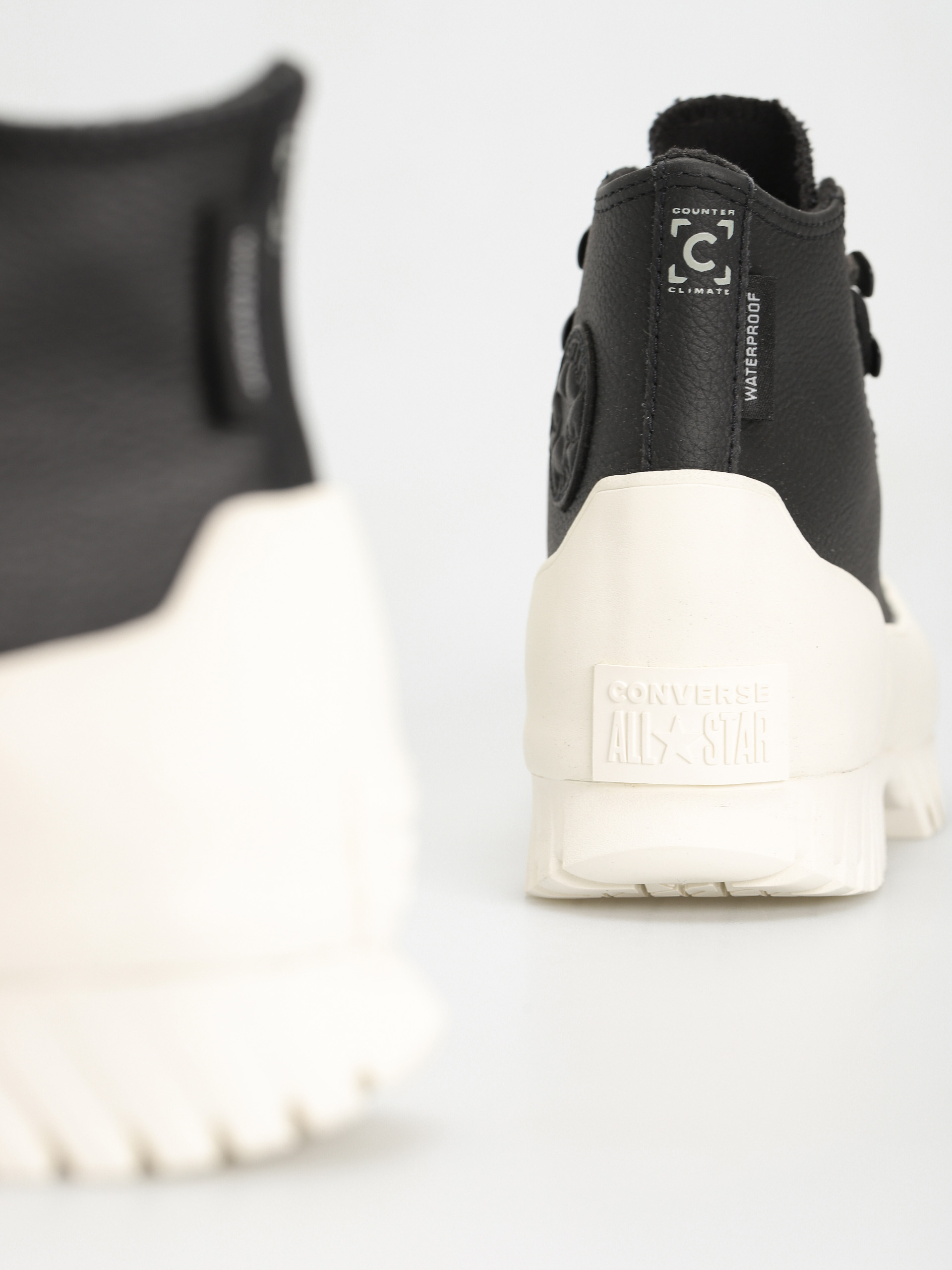 Boty Converse Chuck Taylor All Star Lugged Winter 2.0 Hi (black)