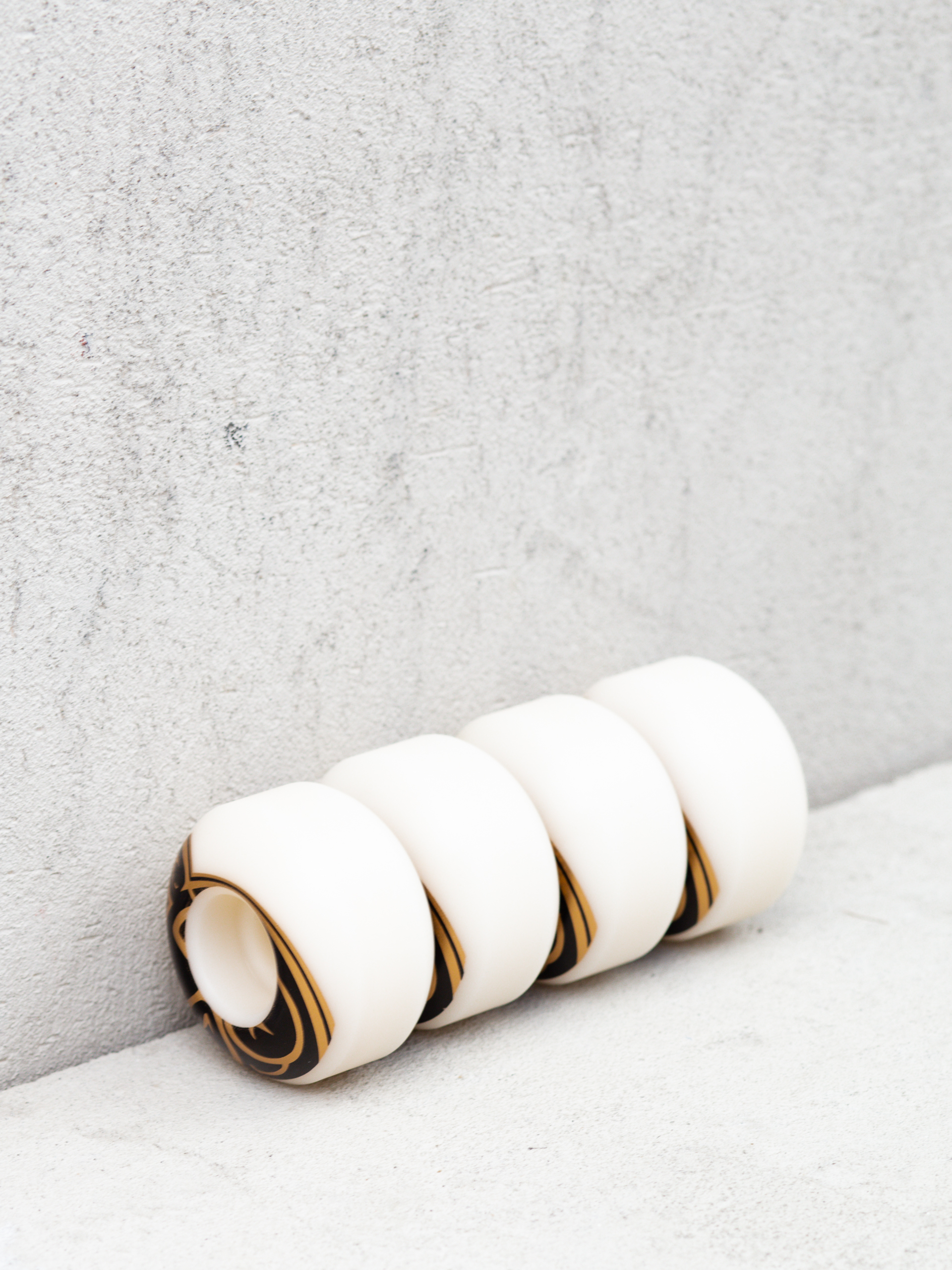 Kolečka Pig Prime Proline (white/black/gold)