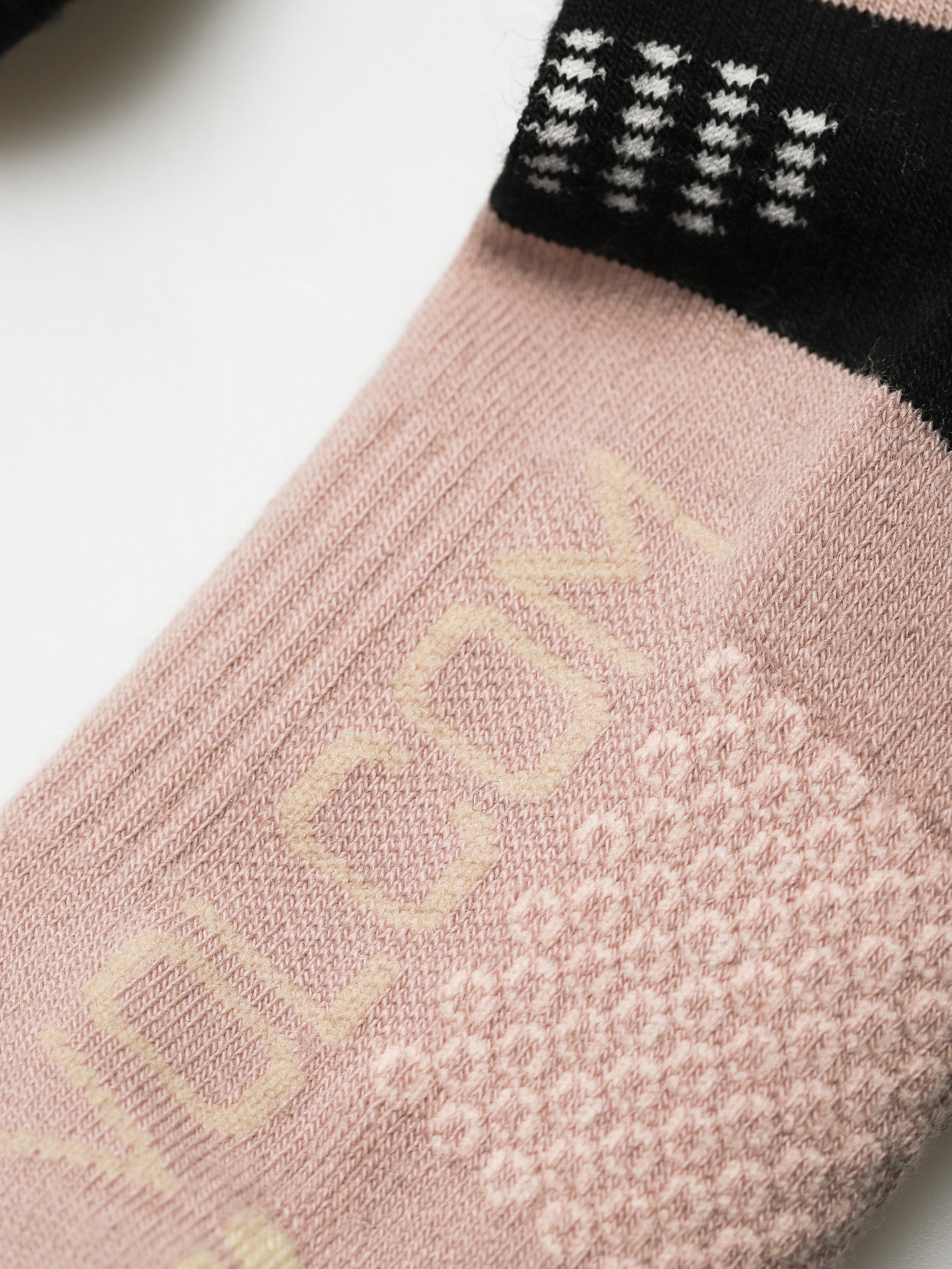 Ponožky Volcom Tundra Wmn (amethyst smoke)