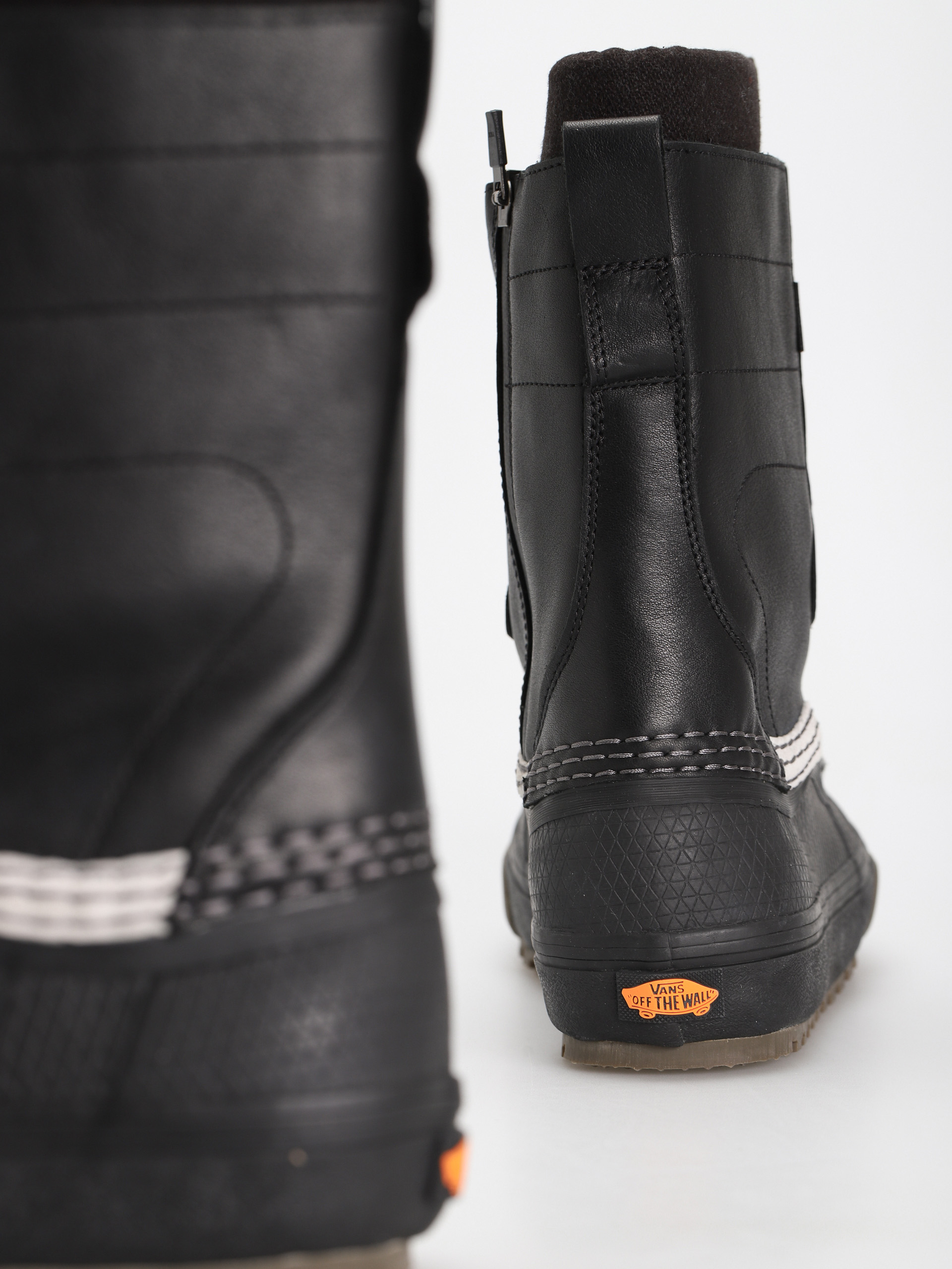 Zimní boty Vans Standard Zip Snow MTE (bryan iguchi black/dark gum)