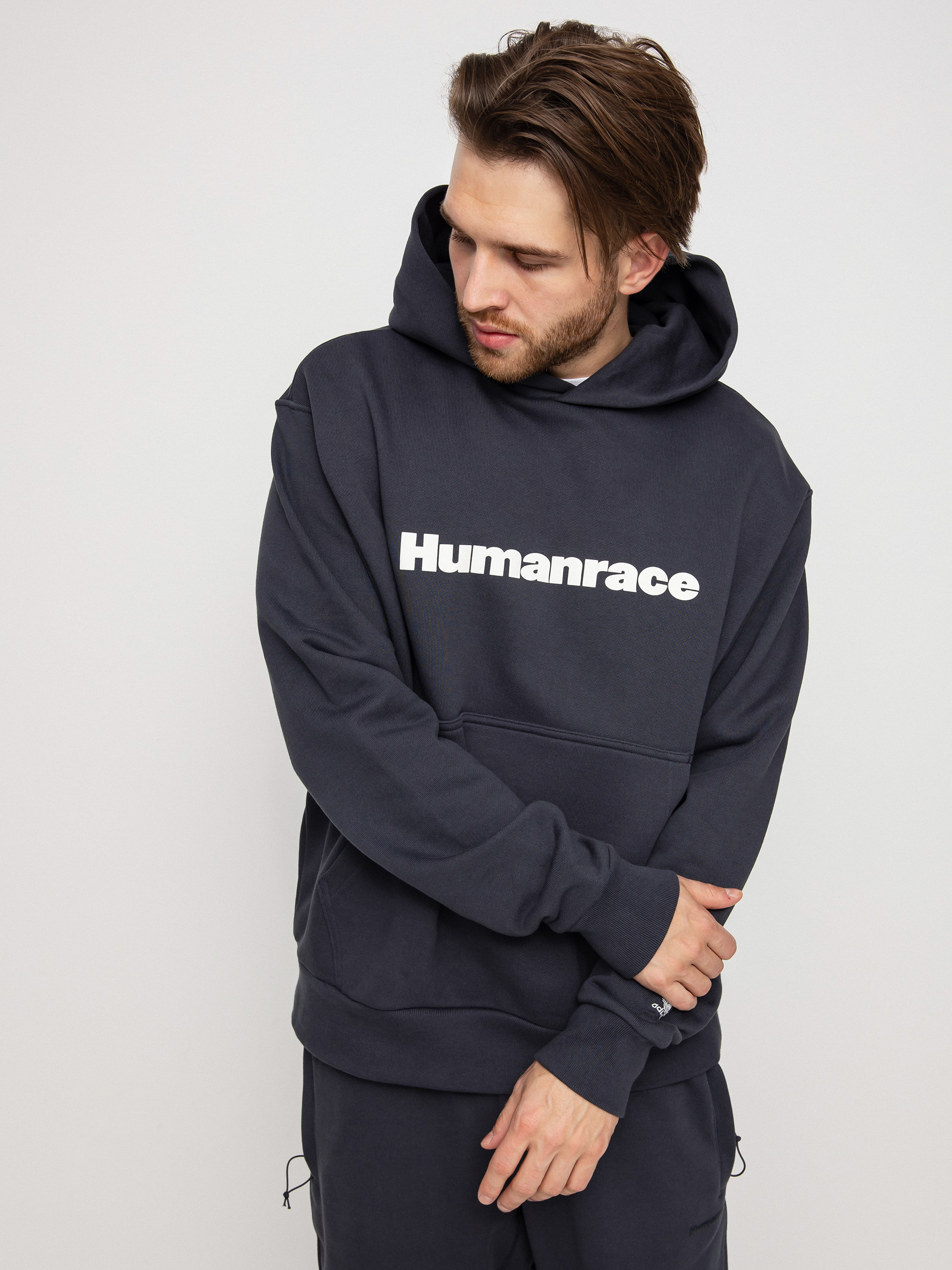 Mikina s kapucí adidas Originals Pharrell Williams Basics HD (ntgrey)