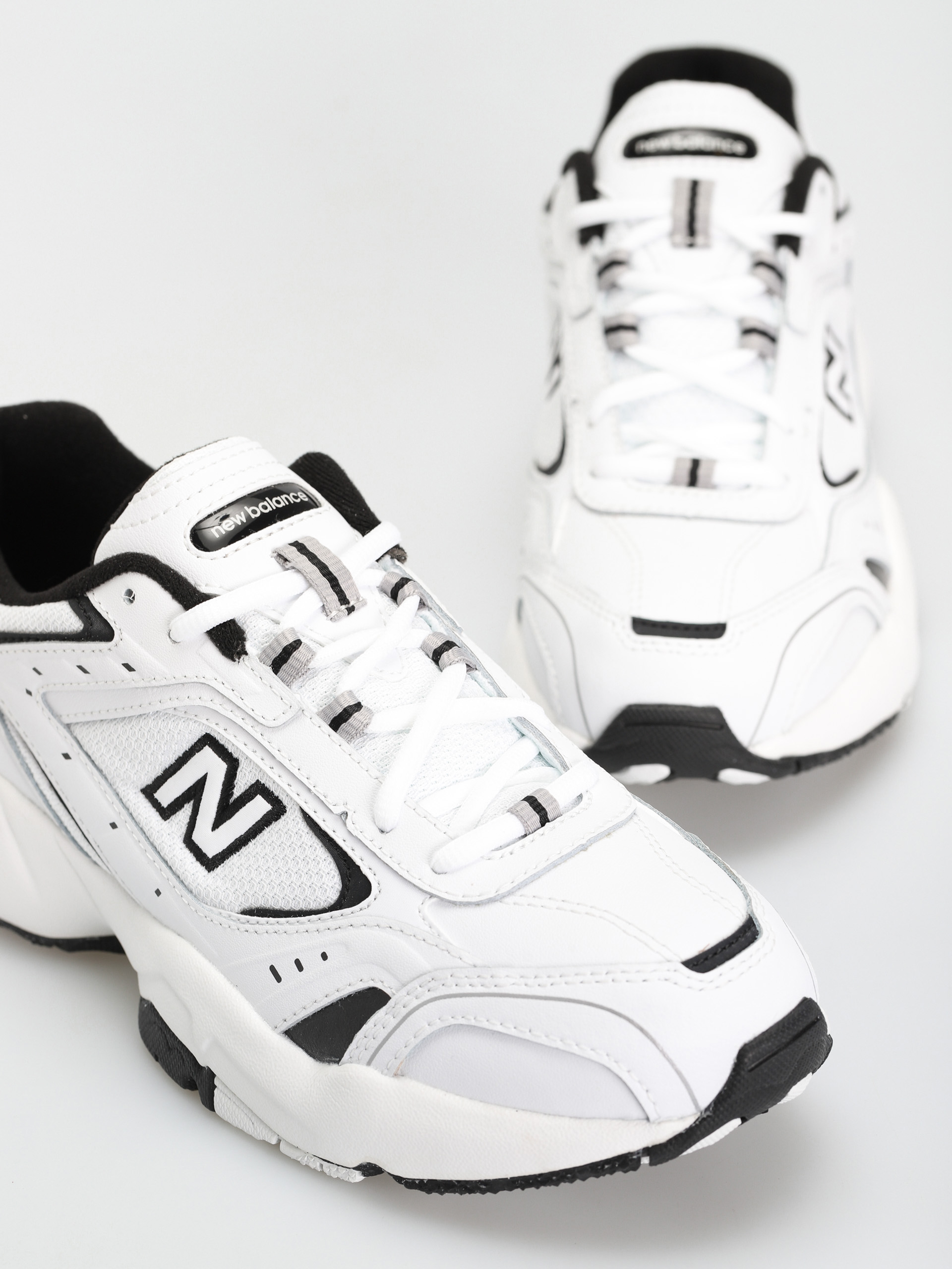 Boty New Balance 452 Wmn (white/black)