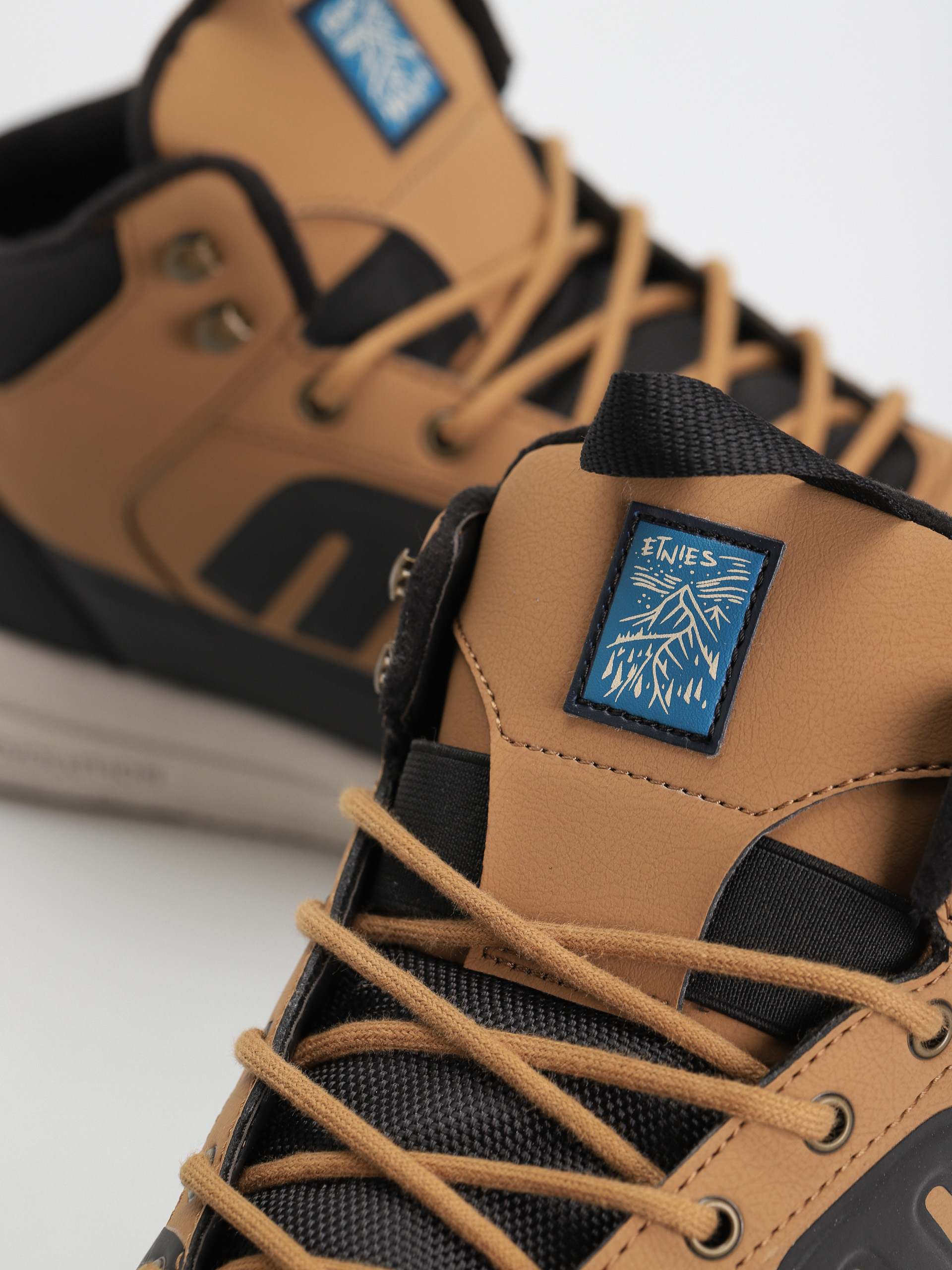 Boty Etnies Jones Mtw (brown/black)