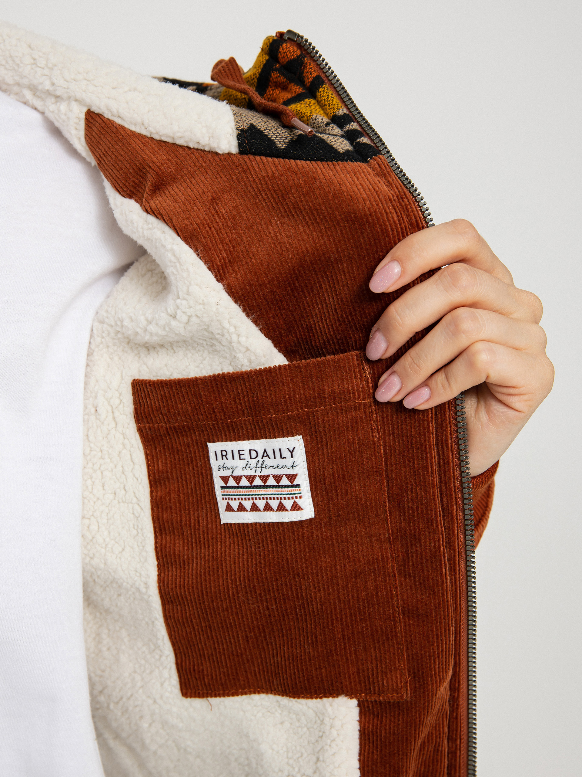 Bunda Iriedaily Indi Spice Wmn (red brown)