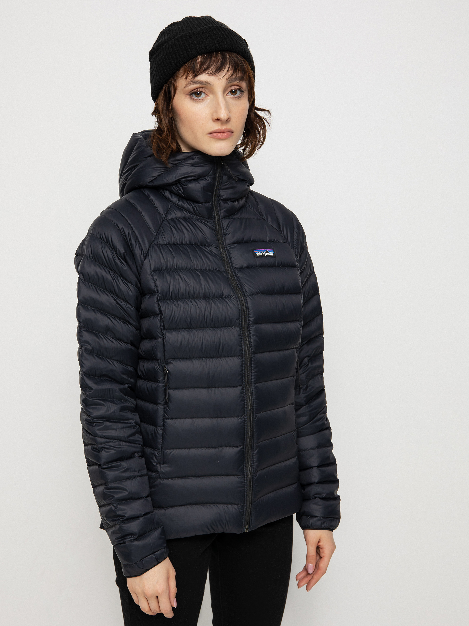 Bunda Patagonia Down Sweater Hoody Wmn (black)