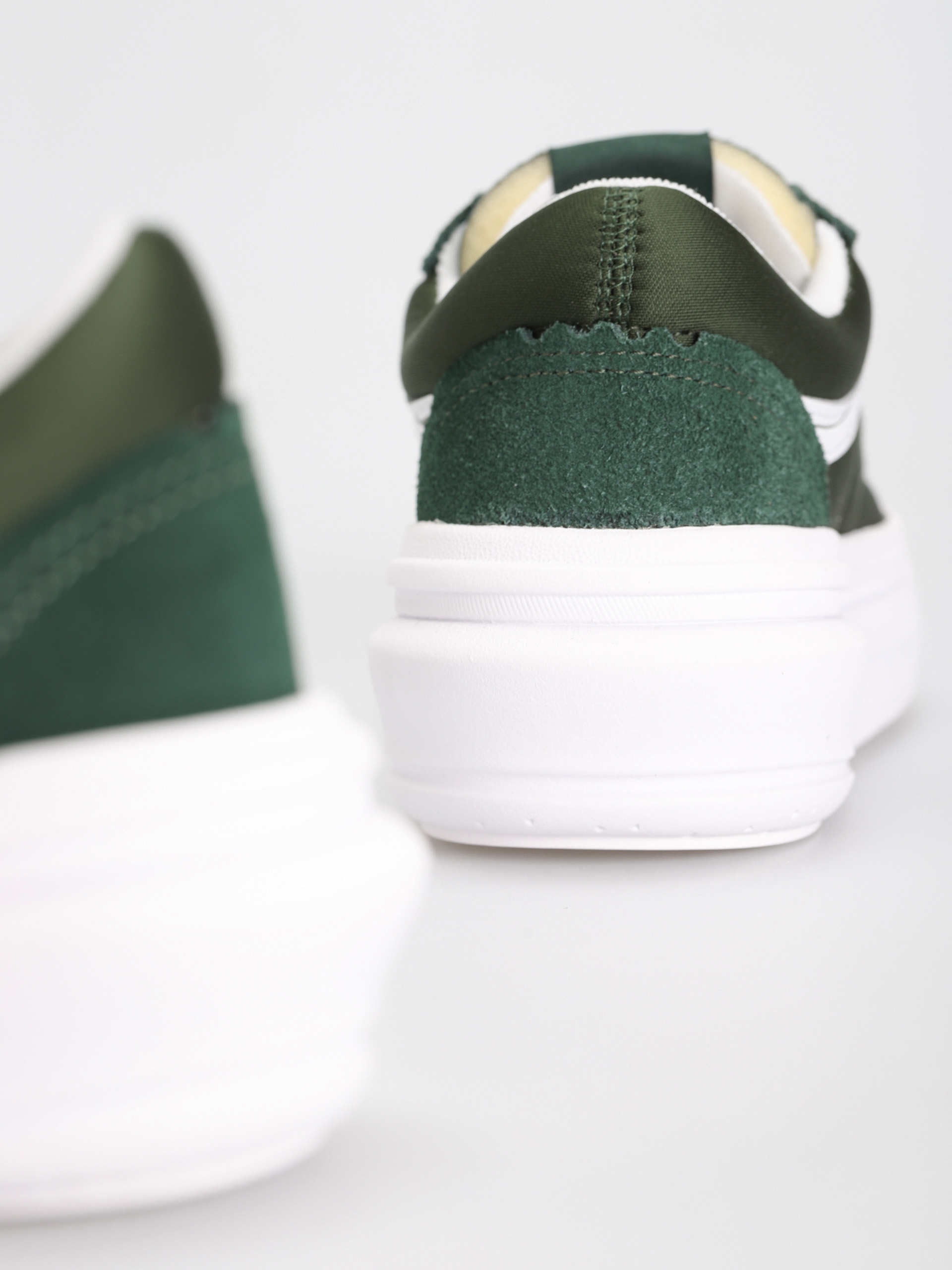Boty Vans Old Skool Overt CC (dark green/white)