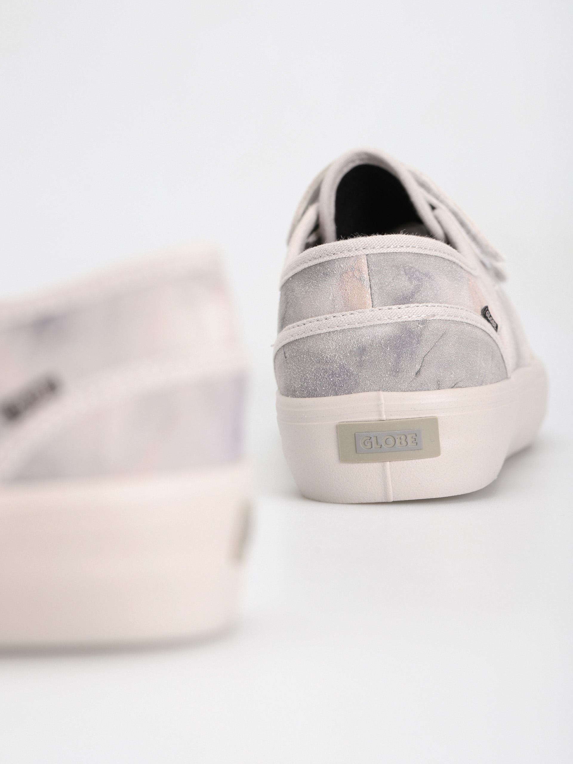 Boty Globe Motley II Strap (grey/smoke)