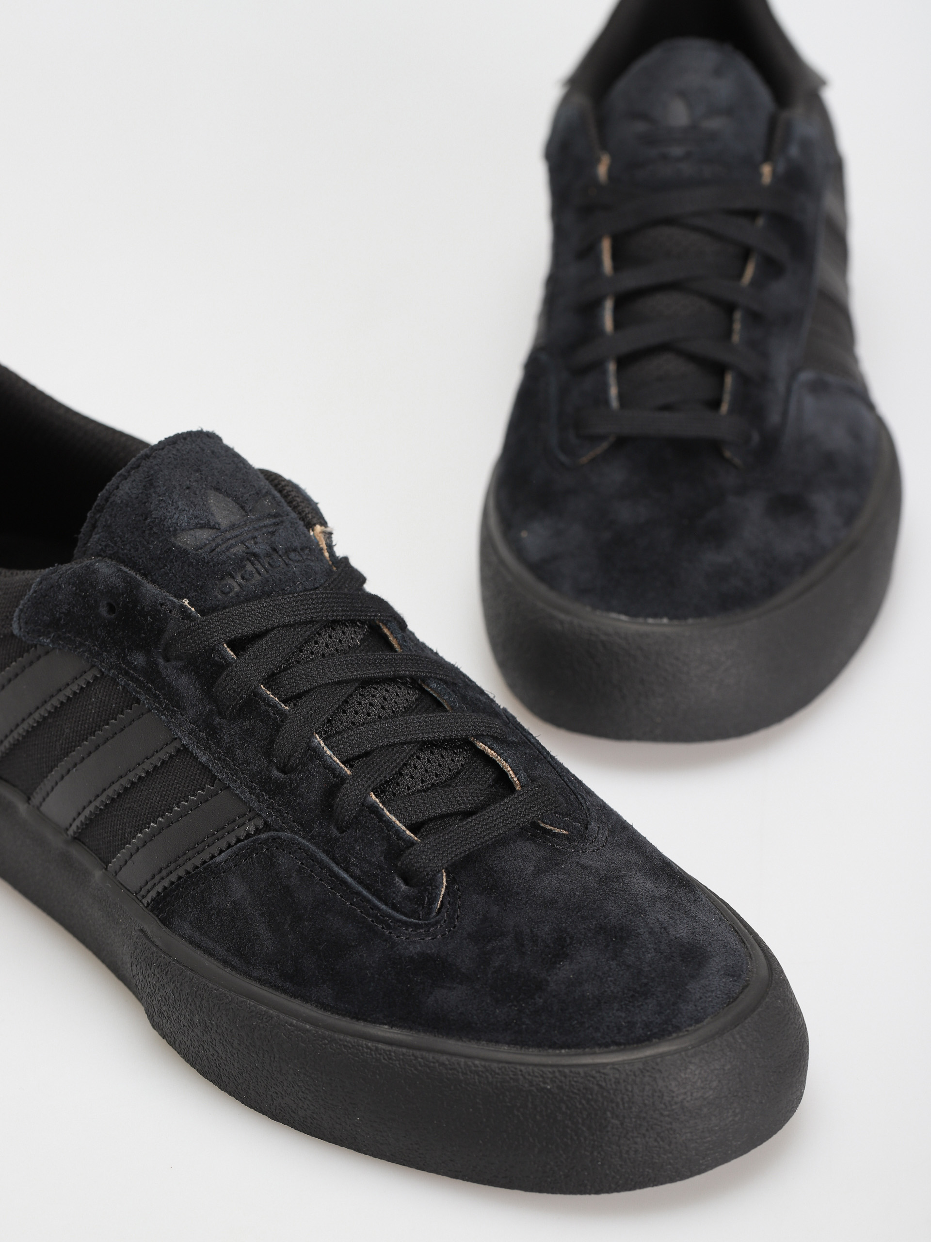 Boty adidas Matchbreak Super (cblack/cblack/cardbo)