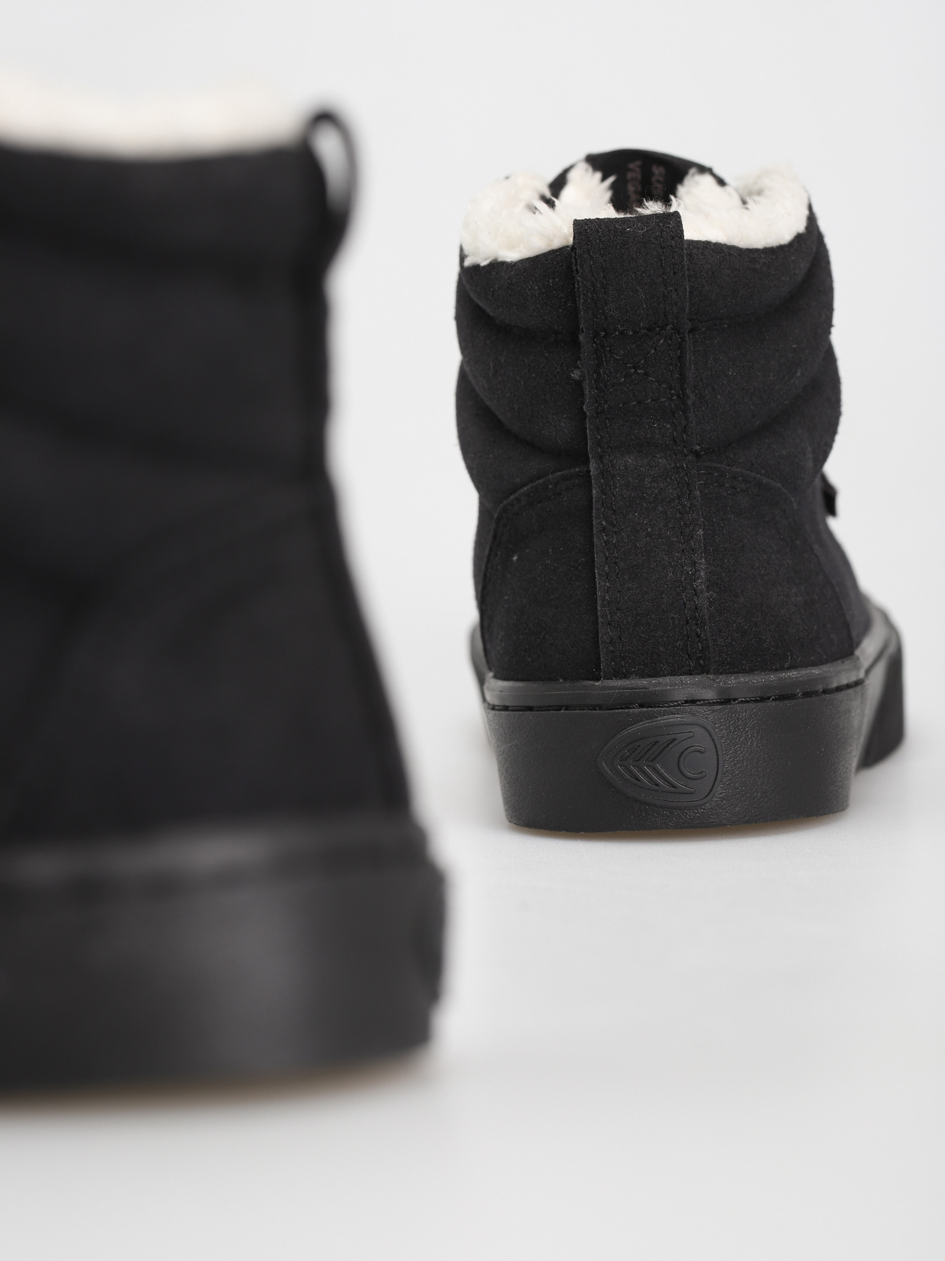 Boty Cariuma Oca High (all black)