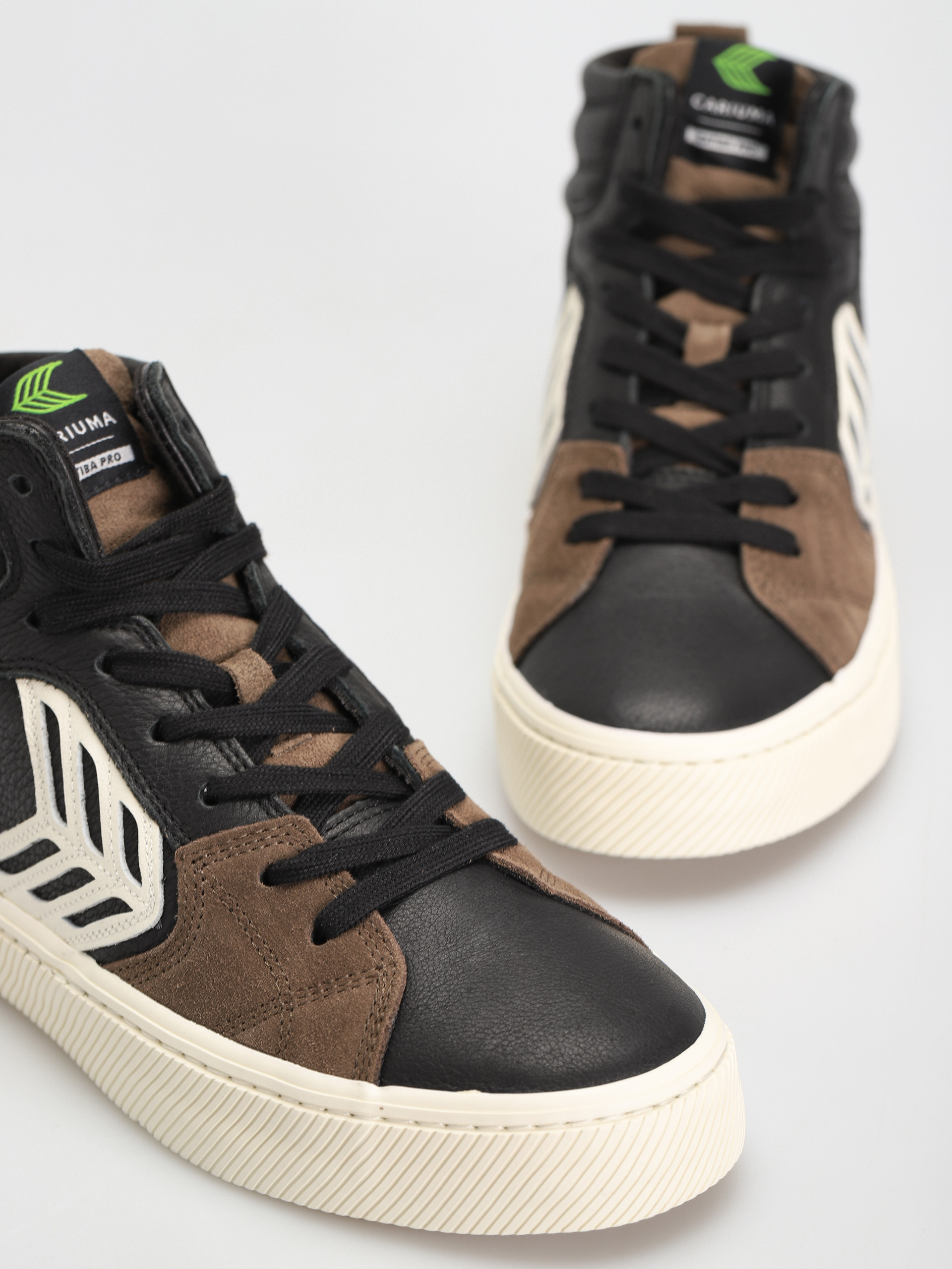 Boty Cariuma Catiba High Pro (khaki)