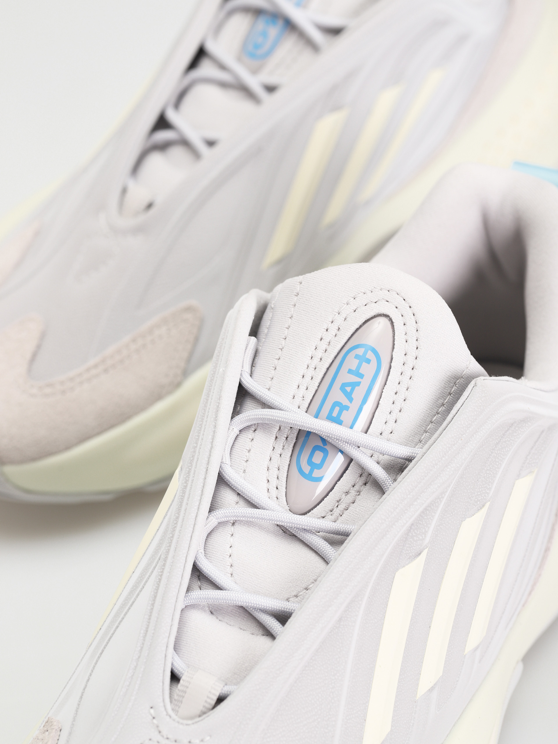 Boty adidas Originals Ozrah (lgsogr/owhite/cblack)