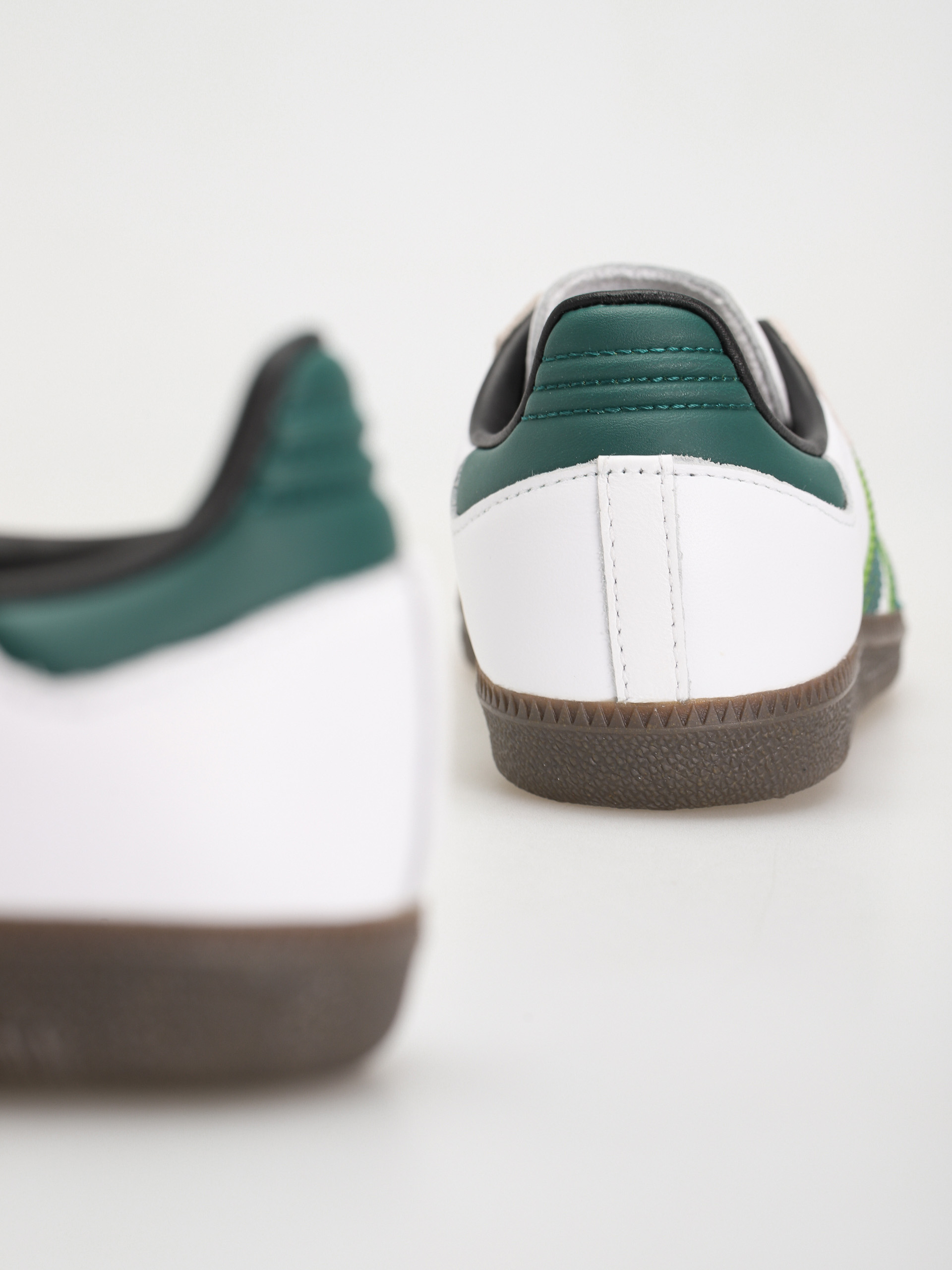 Boty adidas Samba Adv (ftwwht/cgreen/ftwwht)