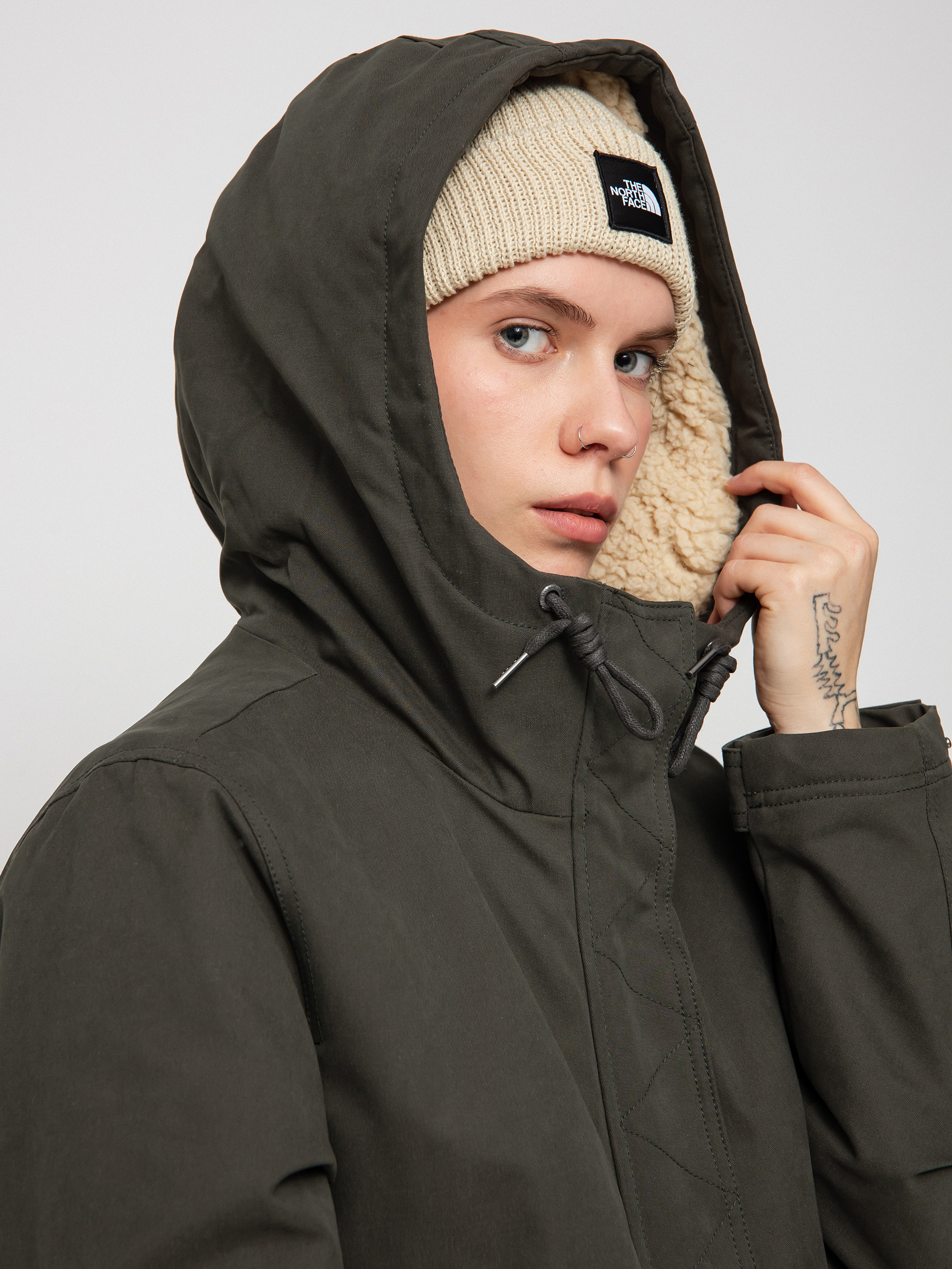 Bunda Volcom Less Is More 5K Parka Wmn (rinsed black)