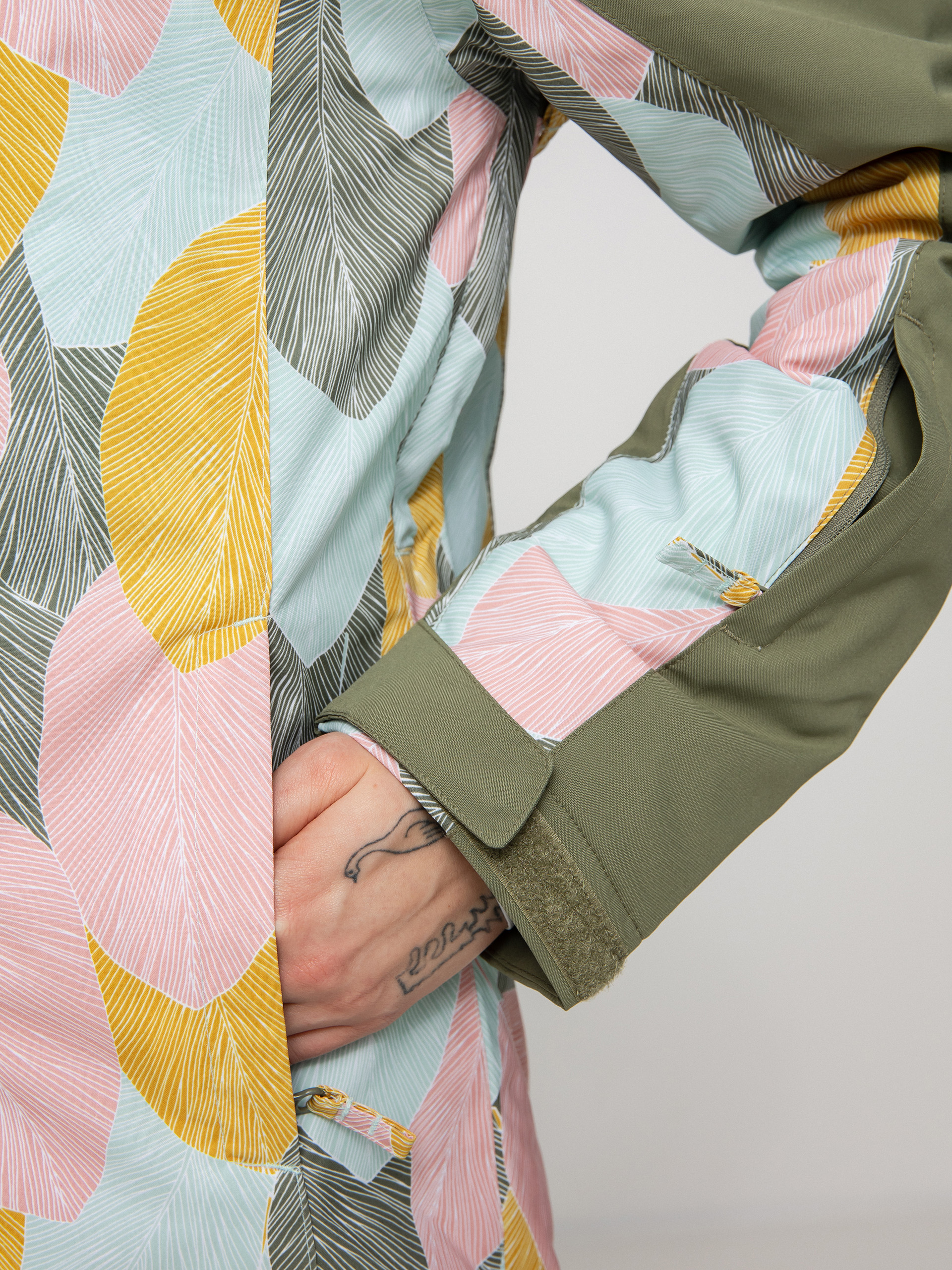 Dámská Snowboardová bunda Roxy Galaxy Print Block (deep lichen green la palmeraie)