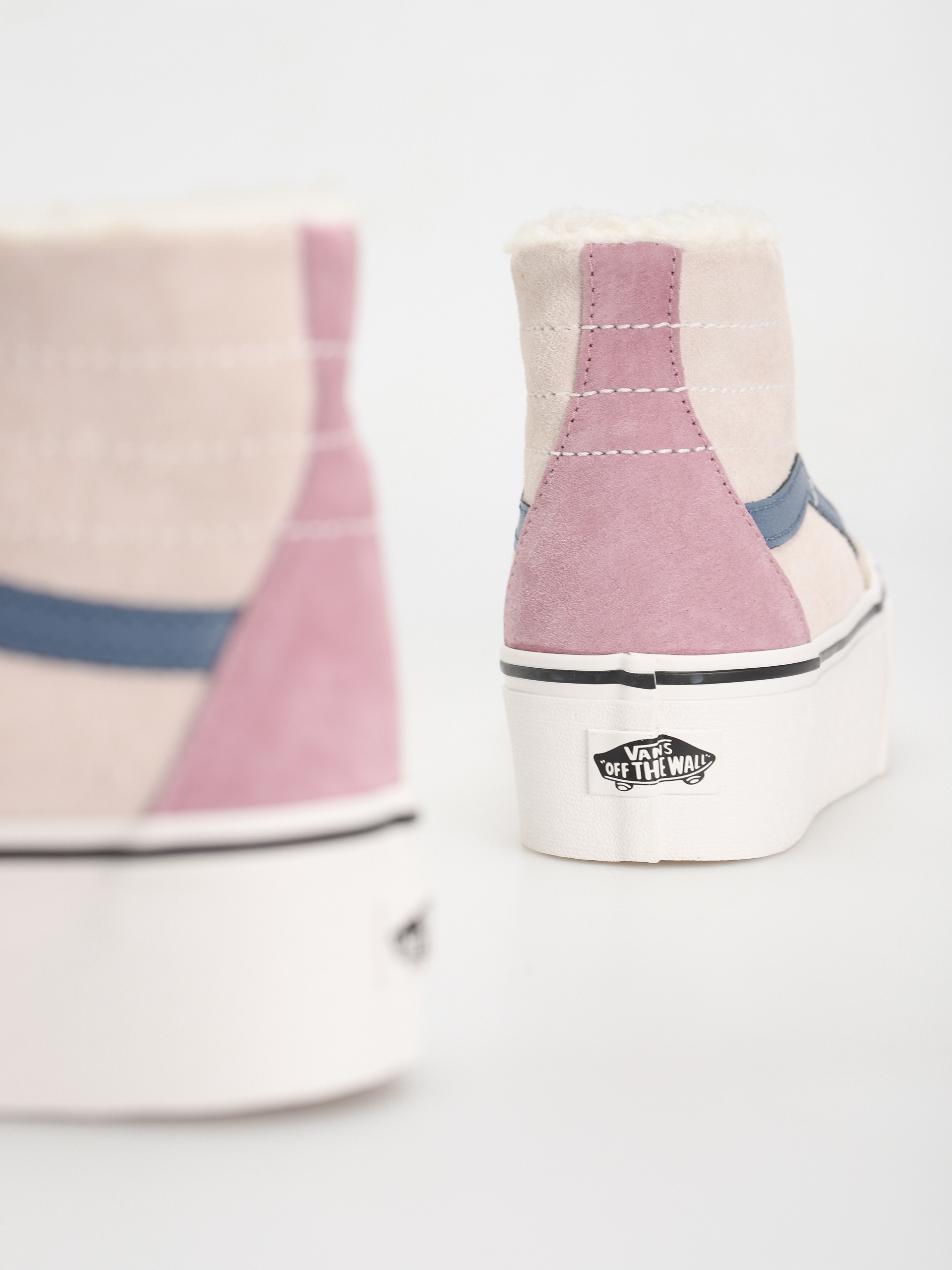 Boty Vans Sk8 Hi Tapered Stackform (pig suede/sherpa multi color)