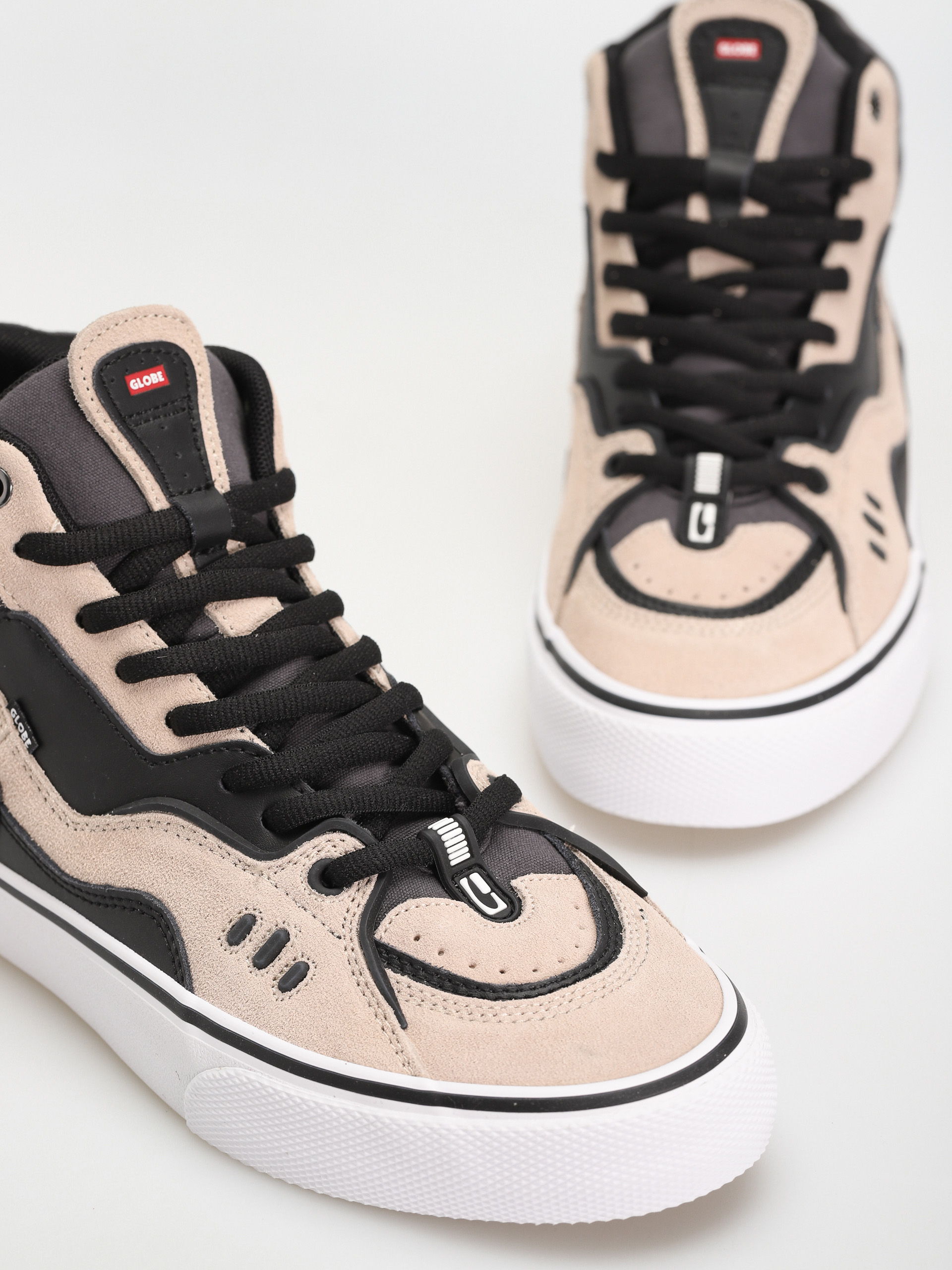 Boty Globe Dimension (khaki/black)