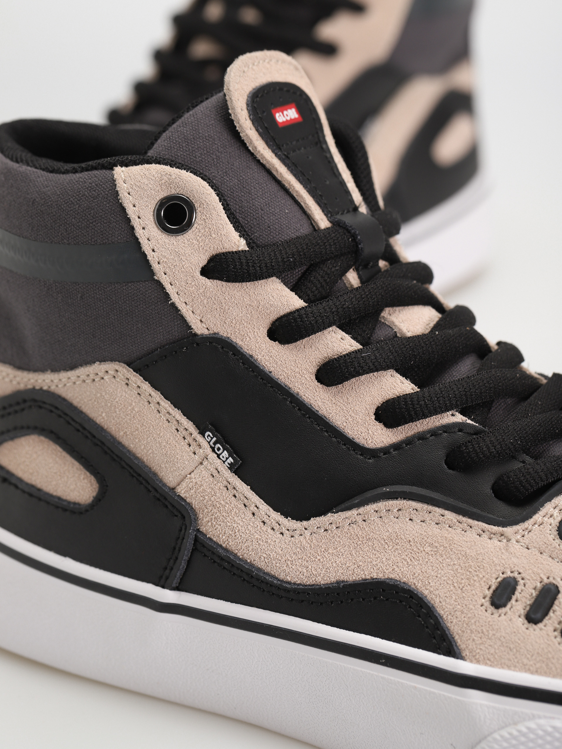 Boty Globe Dimension (khaki/black)