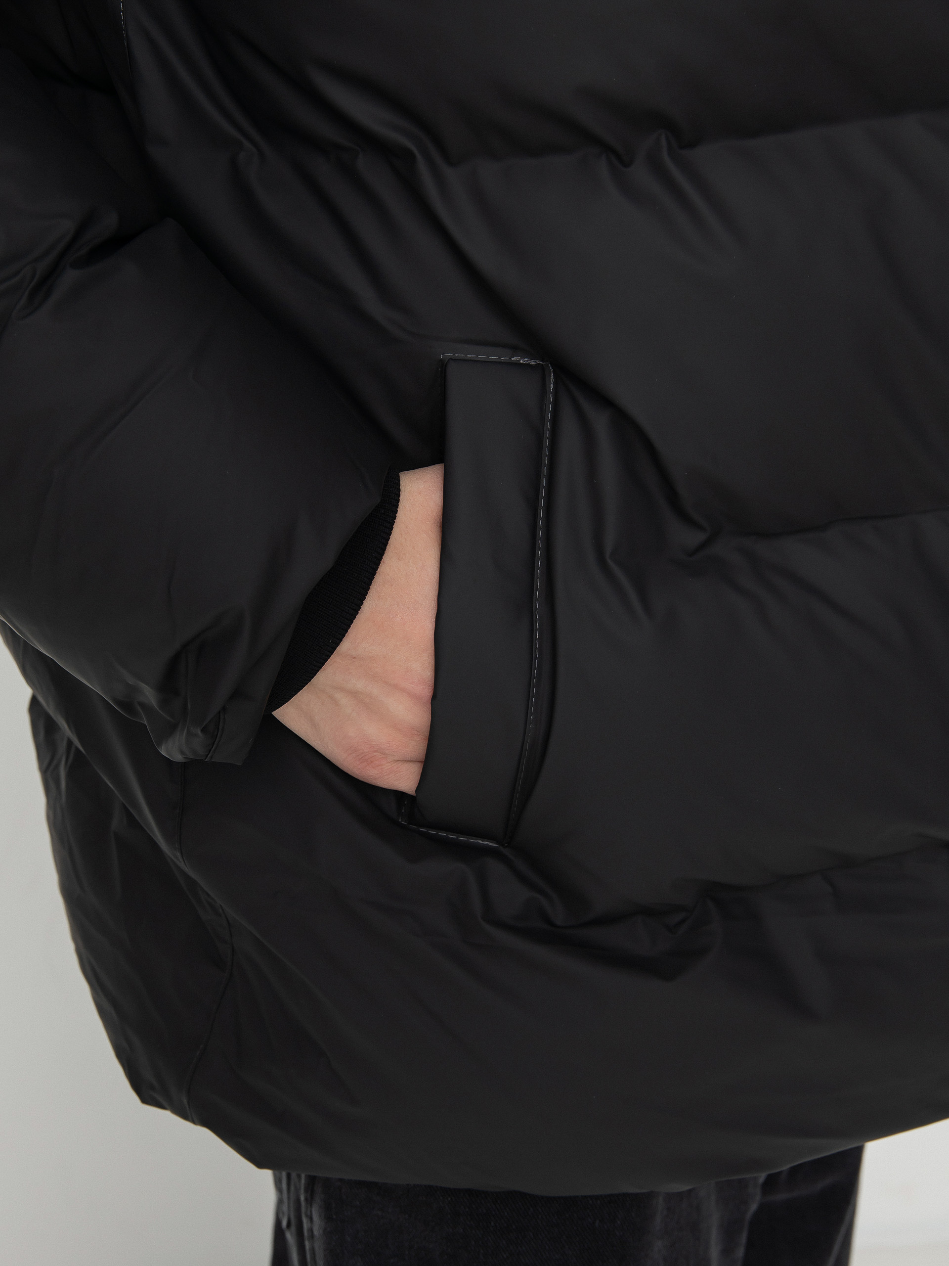 Bunda Rains Puffer Jacket (black)
