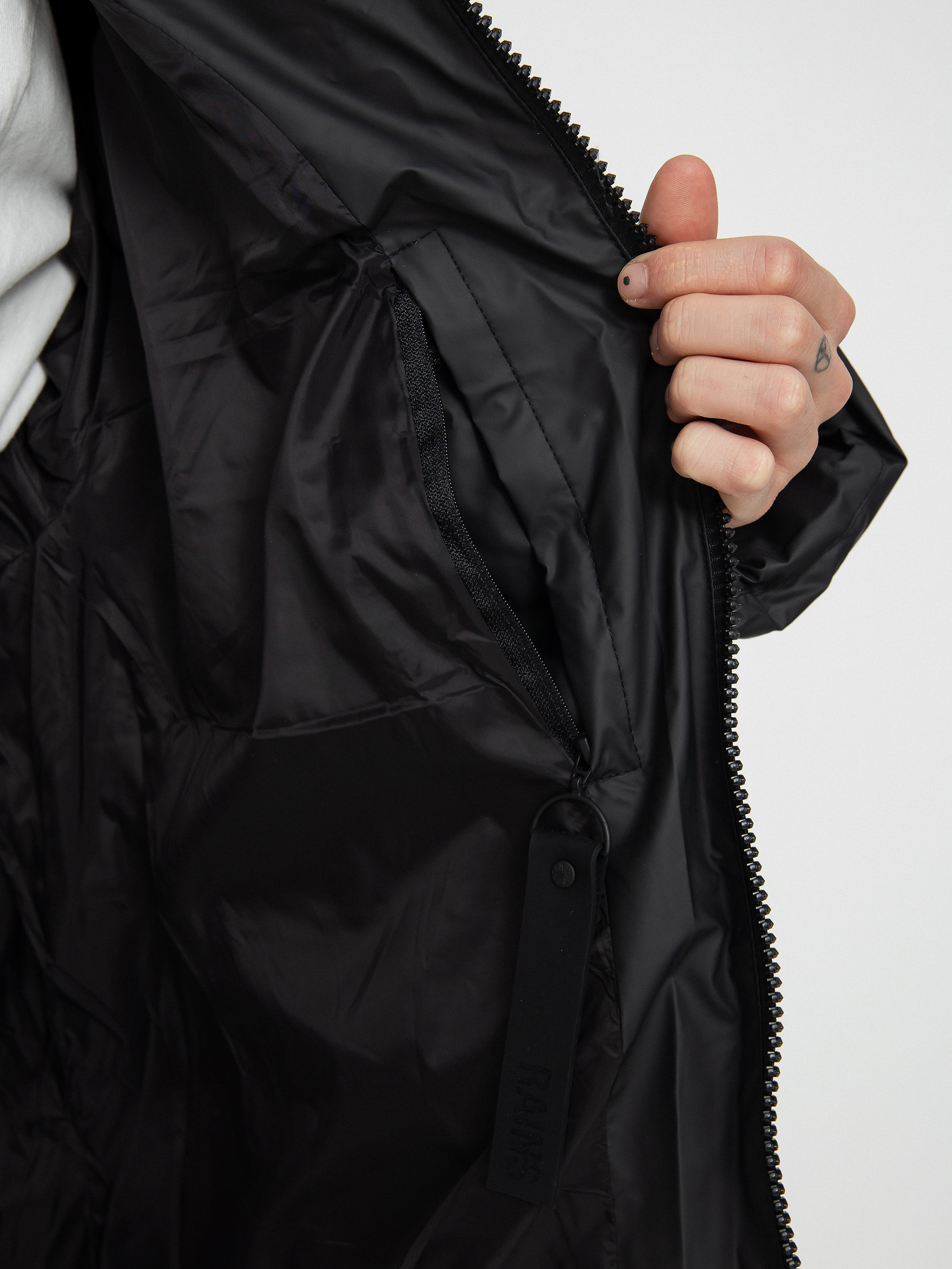 Bunda Rains Puffer Jacket (black)