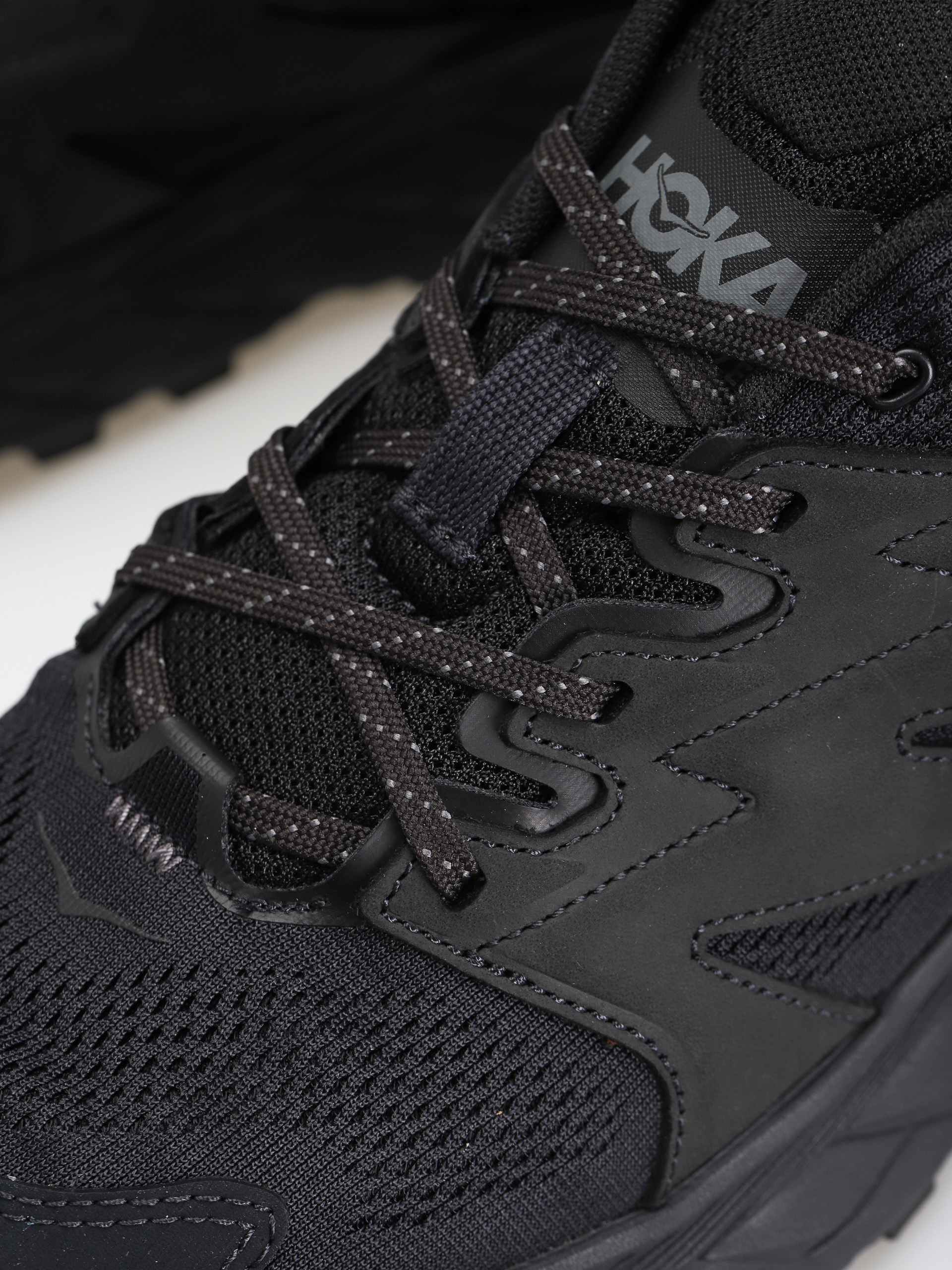 Boty Hoka One One Anacapa Breeze Low (black/black)