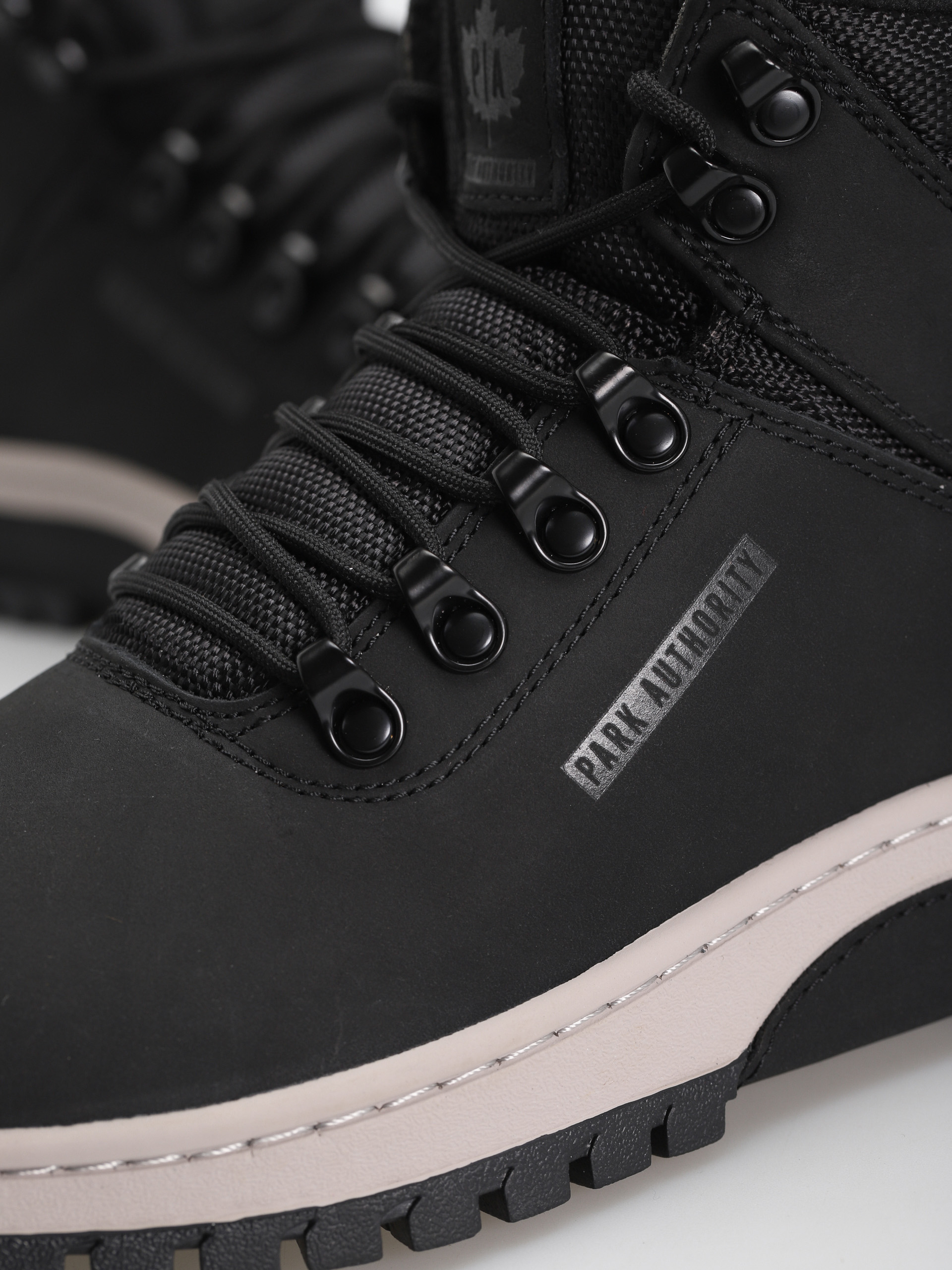 Boty K1x Territory Superior (black/off white)