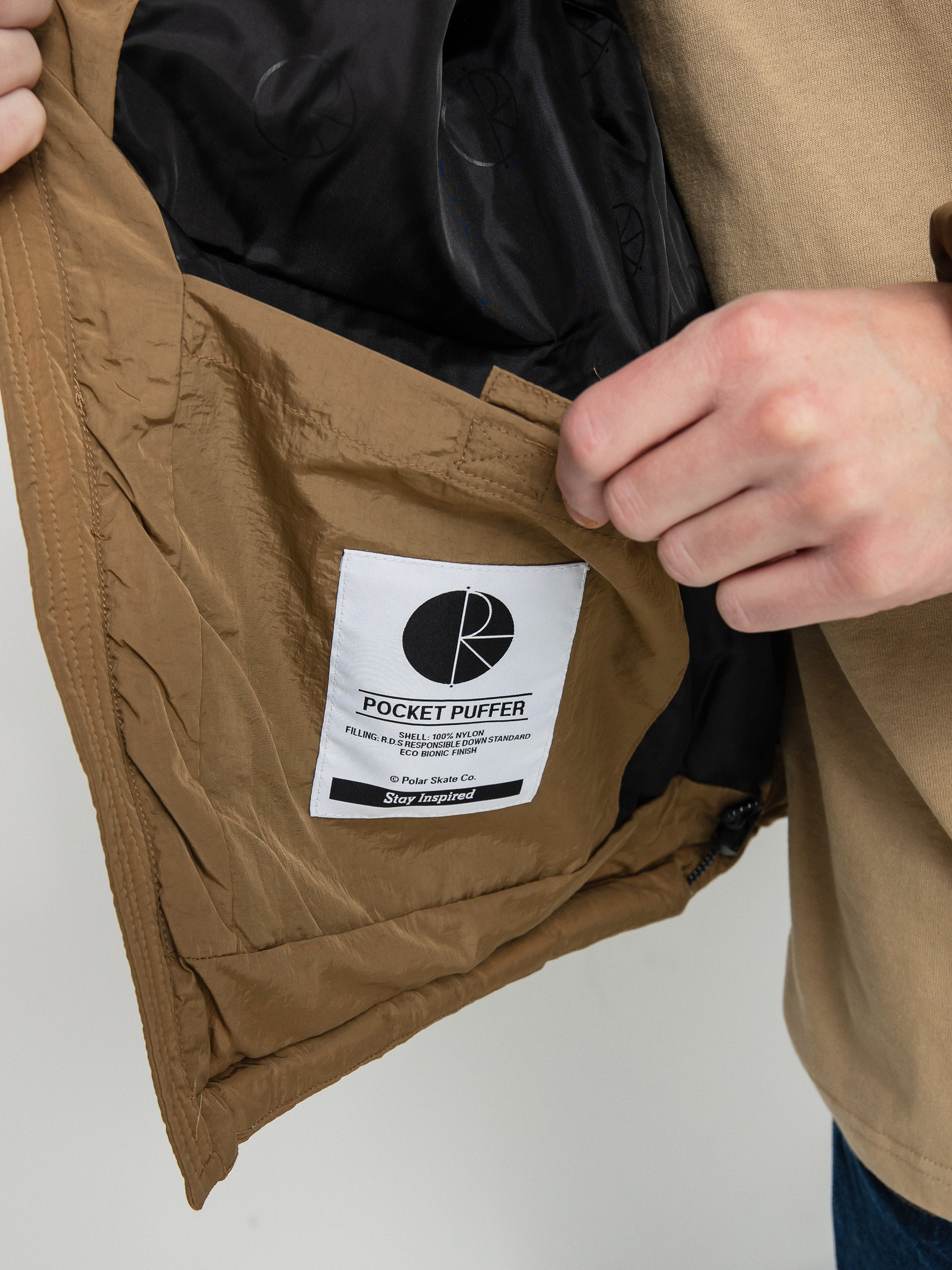 Bunda Polar Skate Pocket Puffer (antique gold)
