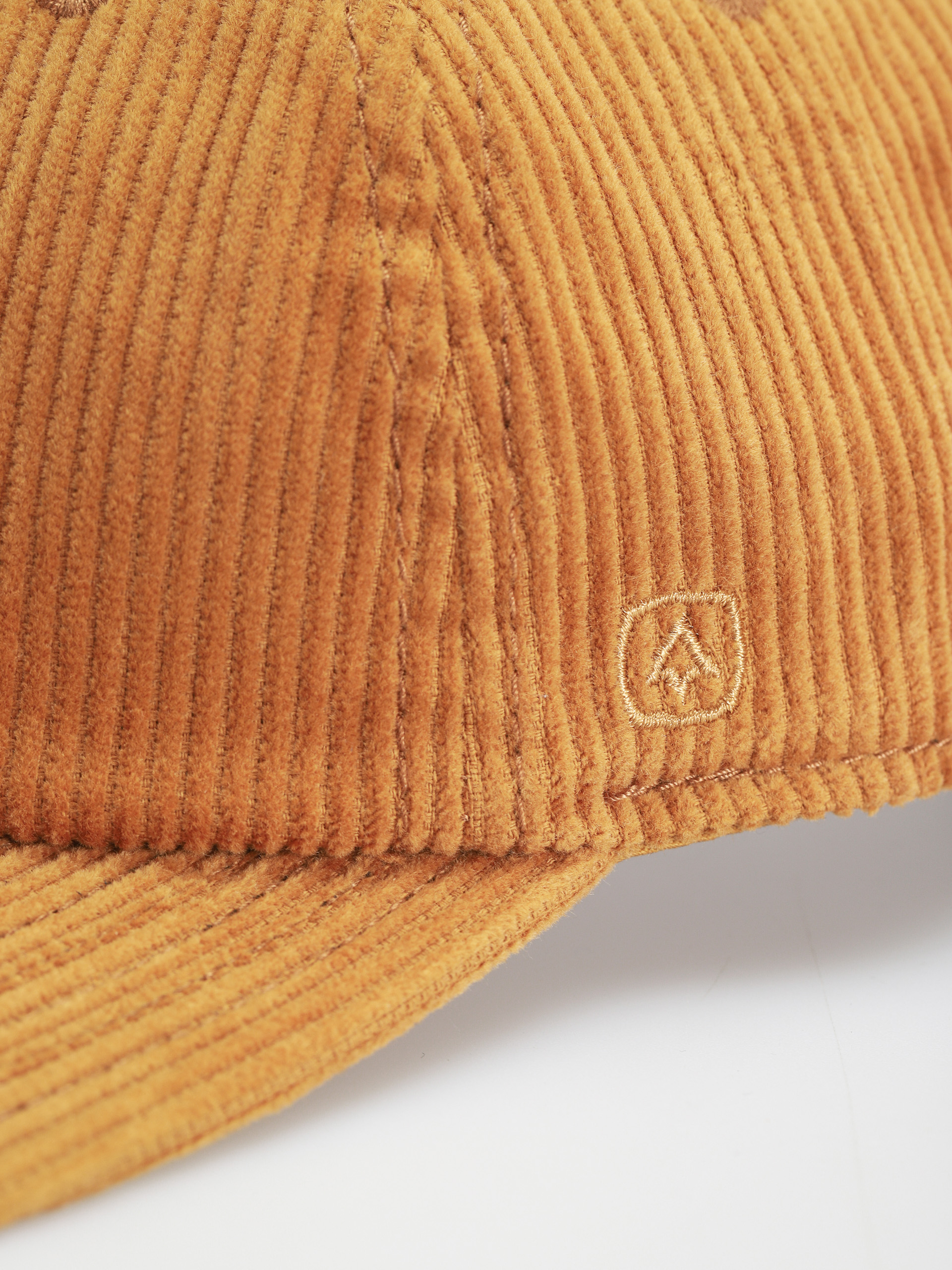 Kšiltovka  Coal The Whidbey (wheat)