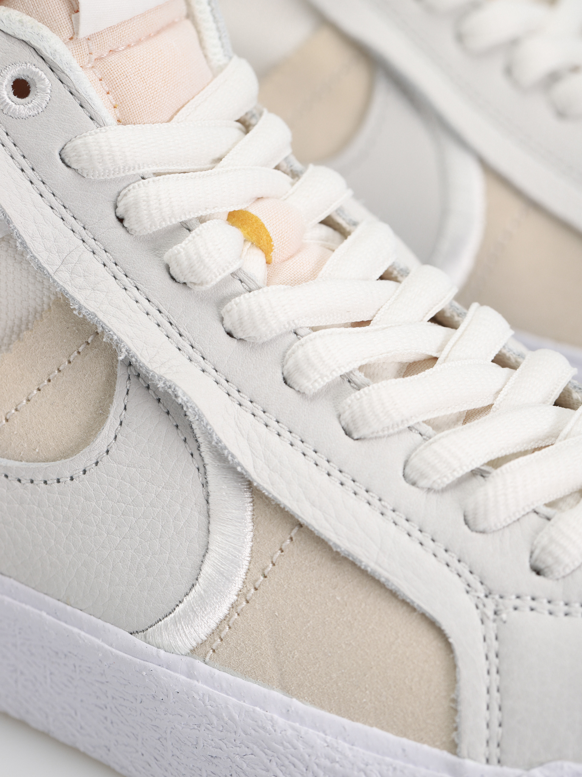 Boty Nike SB Zoom Blazer Mid Prm (summit white/summit white)