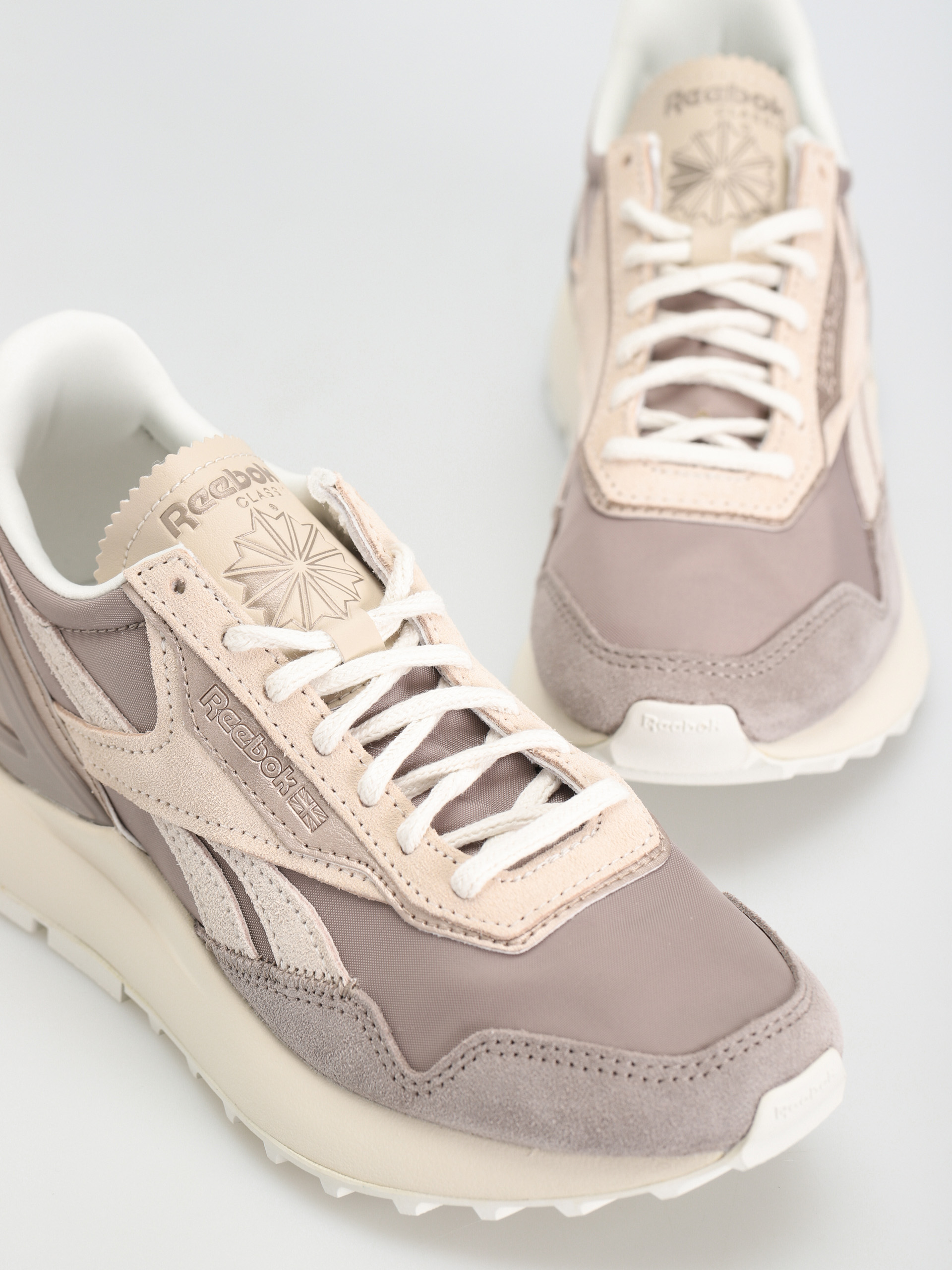 Boty Reebok Classic Leather Leg Wmn (bougry/stucco/rosgol)