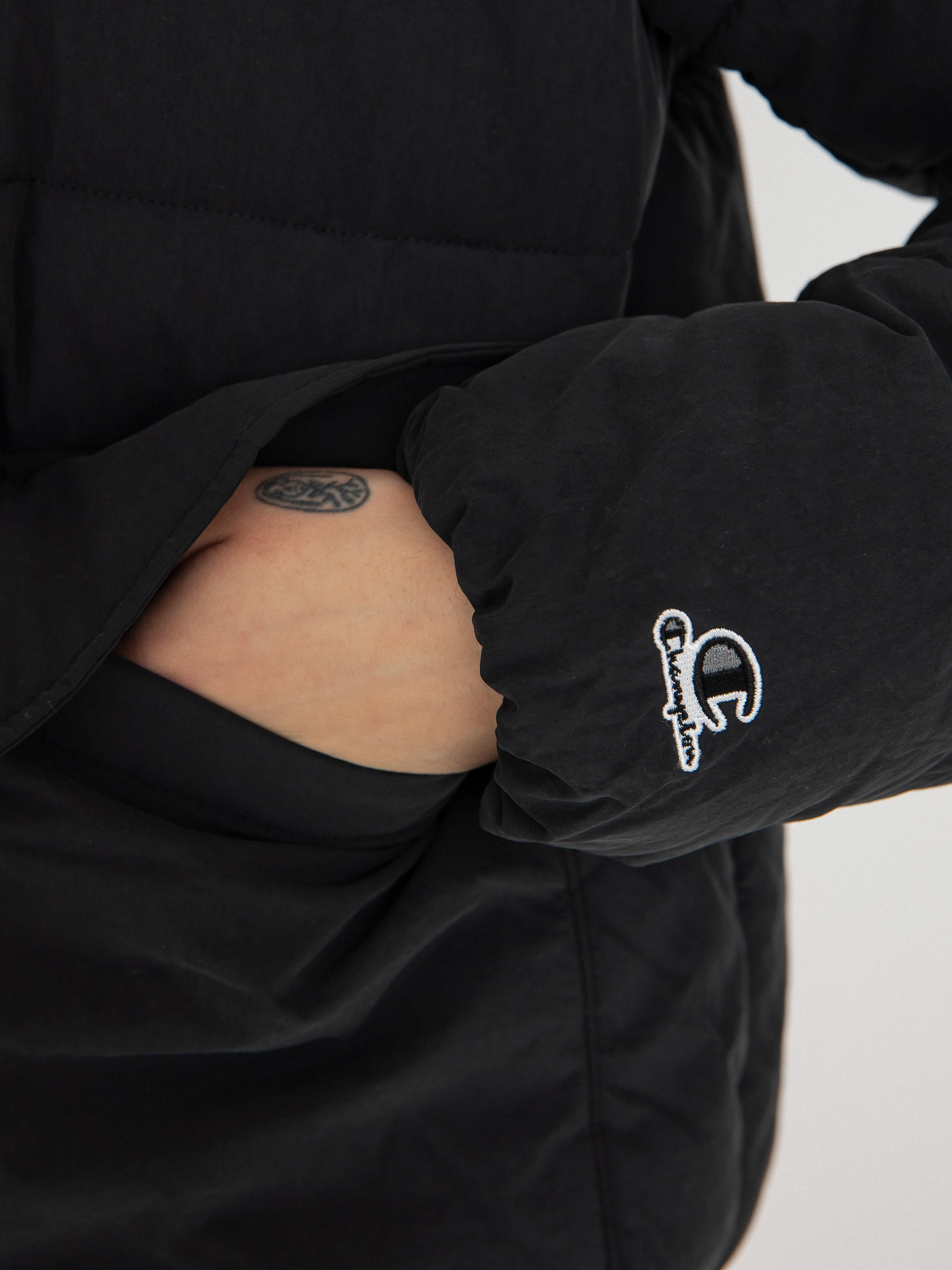 Bunda Champion Hooded Jacket 115758 Wmn (nbk)