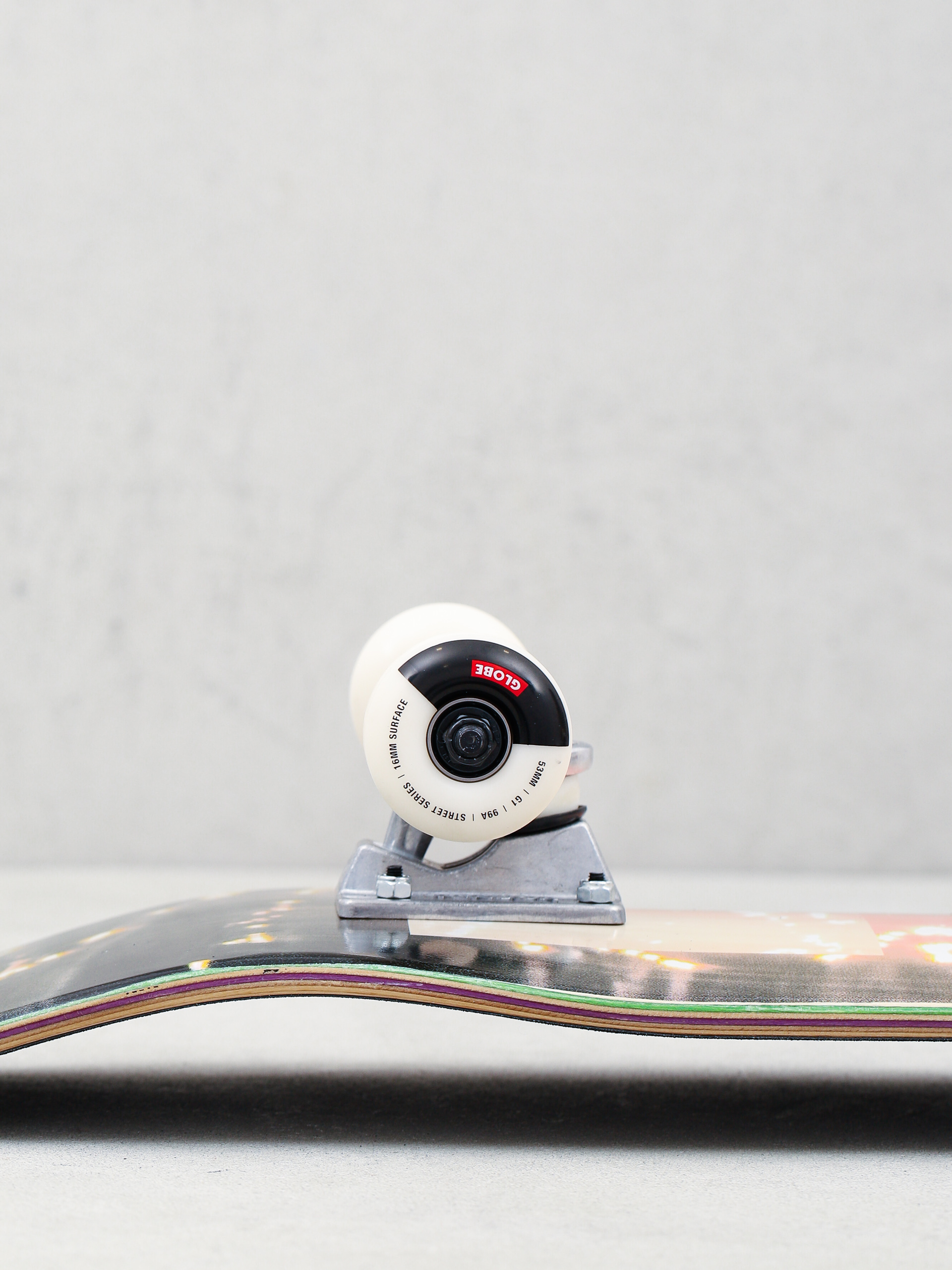 Skateboard Globe G1 Stack (refracted)