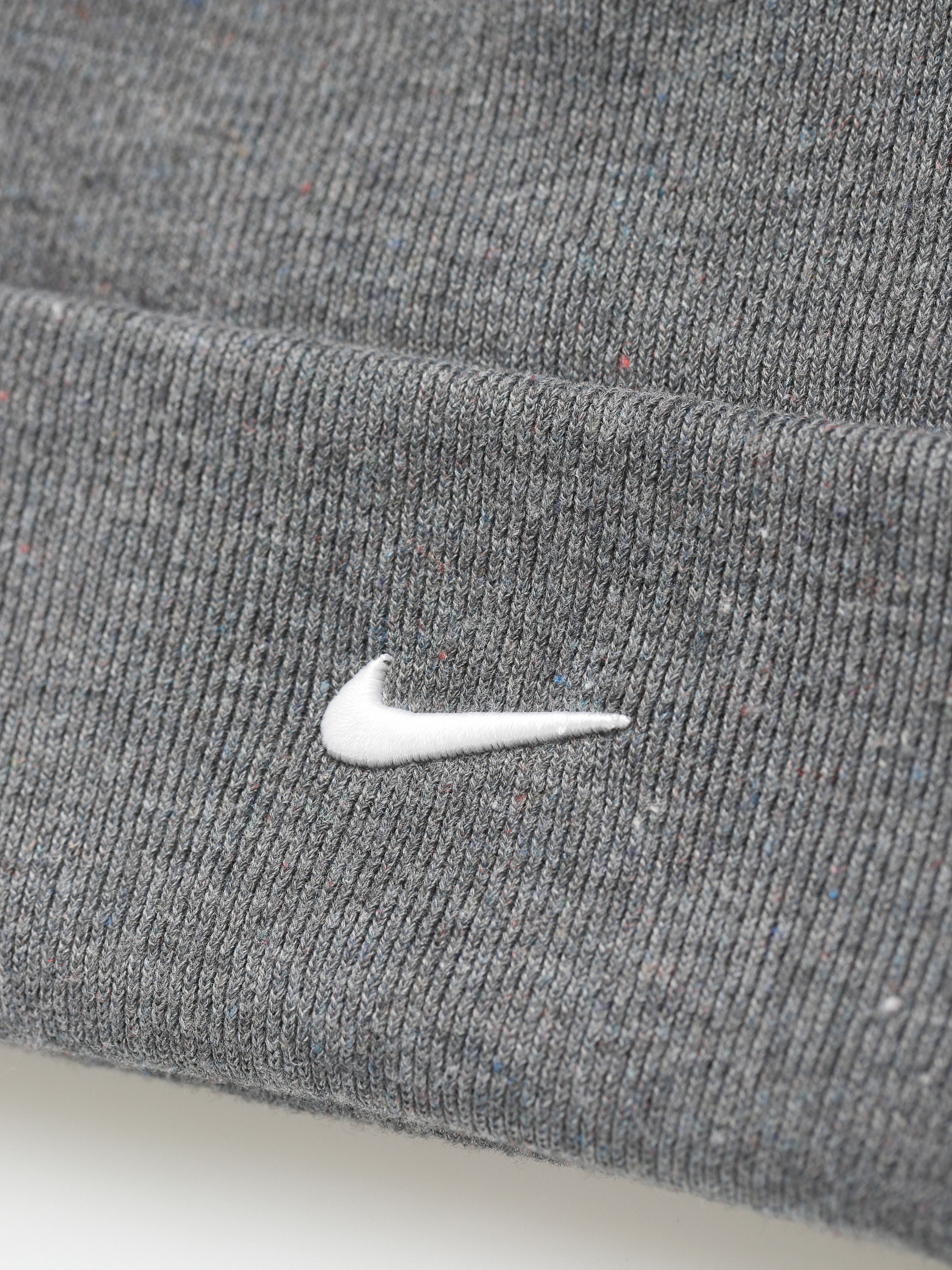 Čepice Nike SB Utility Nushred (smoke grey/white)