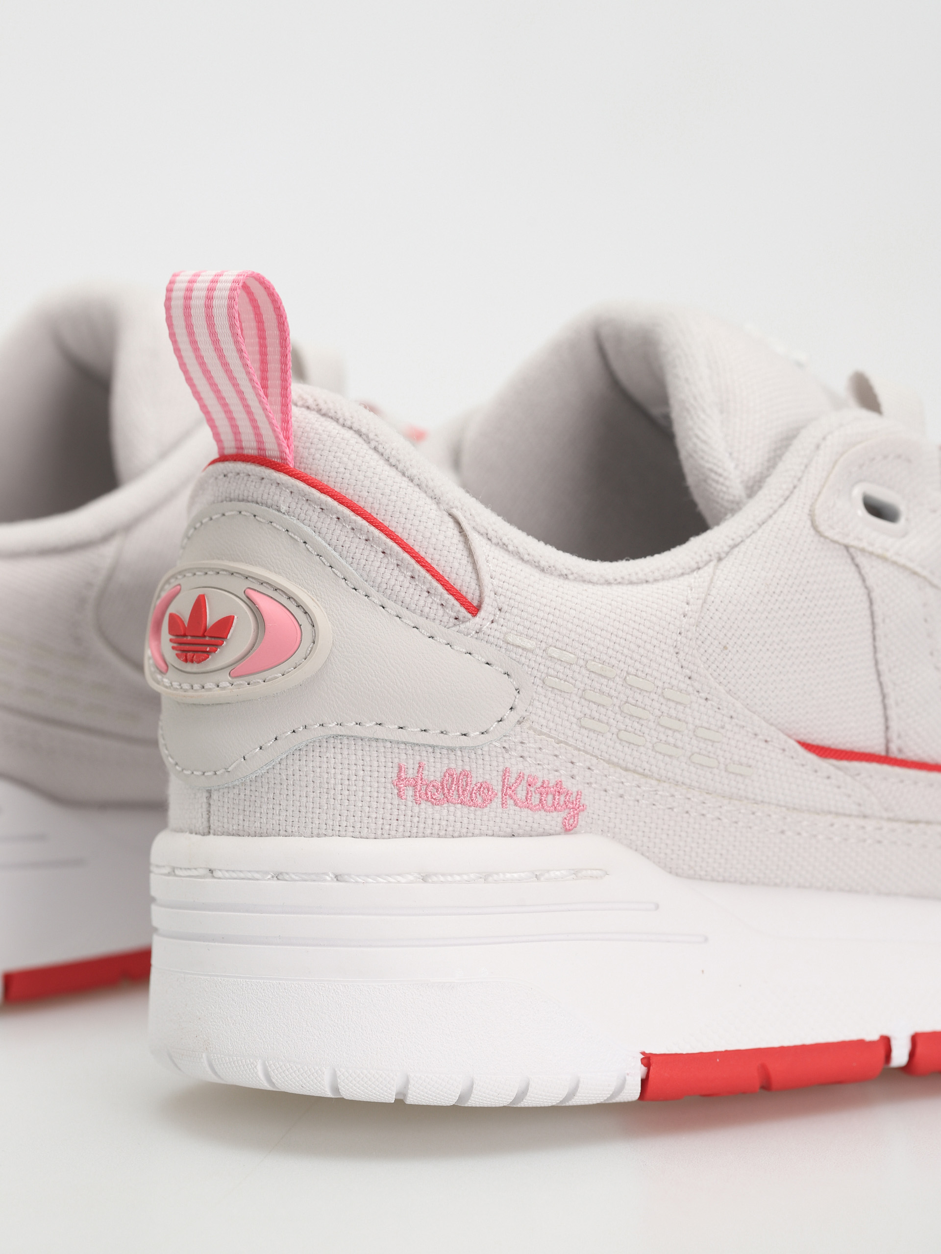 Boty adidas Originals Adi2000 Wmn (ftwwht/ftwwht/vivred)