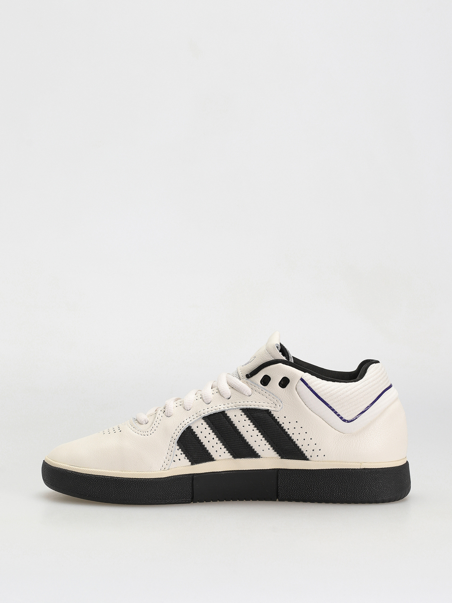 Boty adidas Tyshawn (clowhi/cblack/cpurpl)