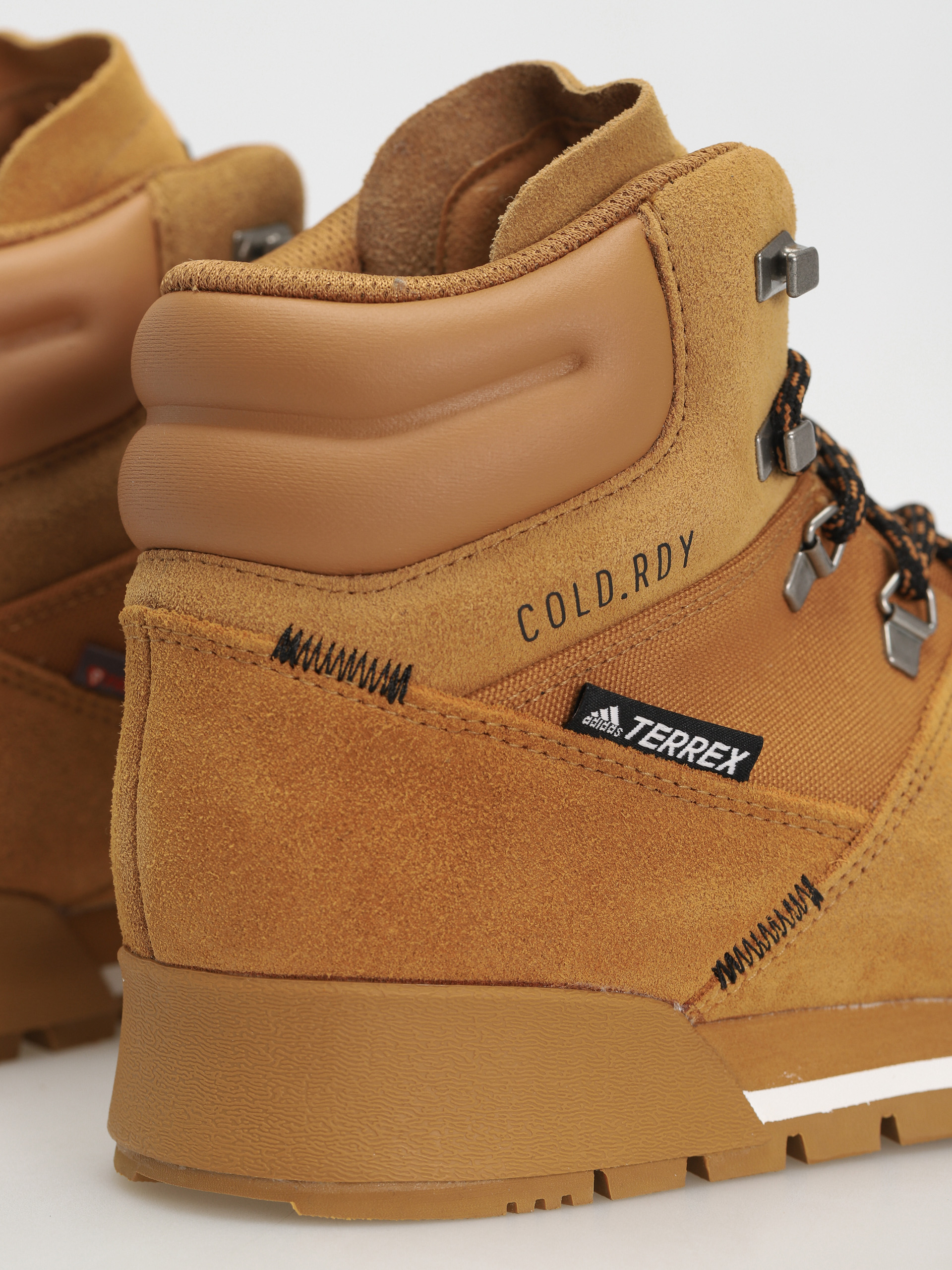 Boty adidas Terrex Snowpitch C.Rdy (mesa/mesa/cblack)