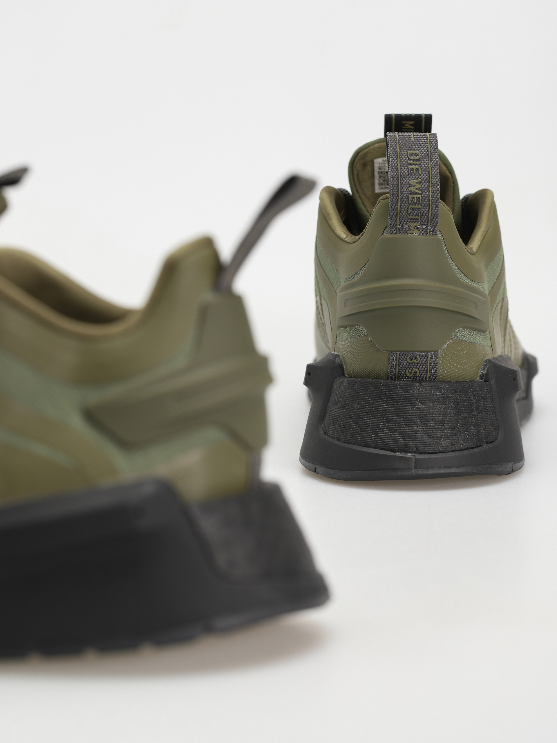 Boty adidas Originals Nmd V3 Gtx (focoli/impyel/cblack)