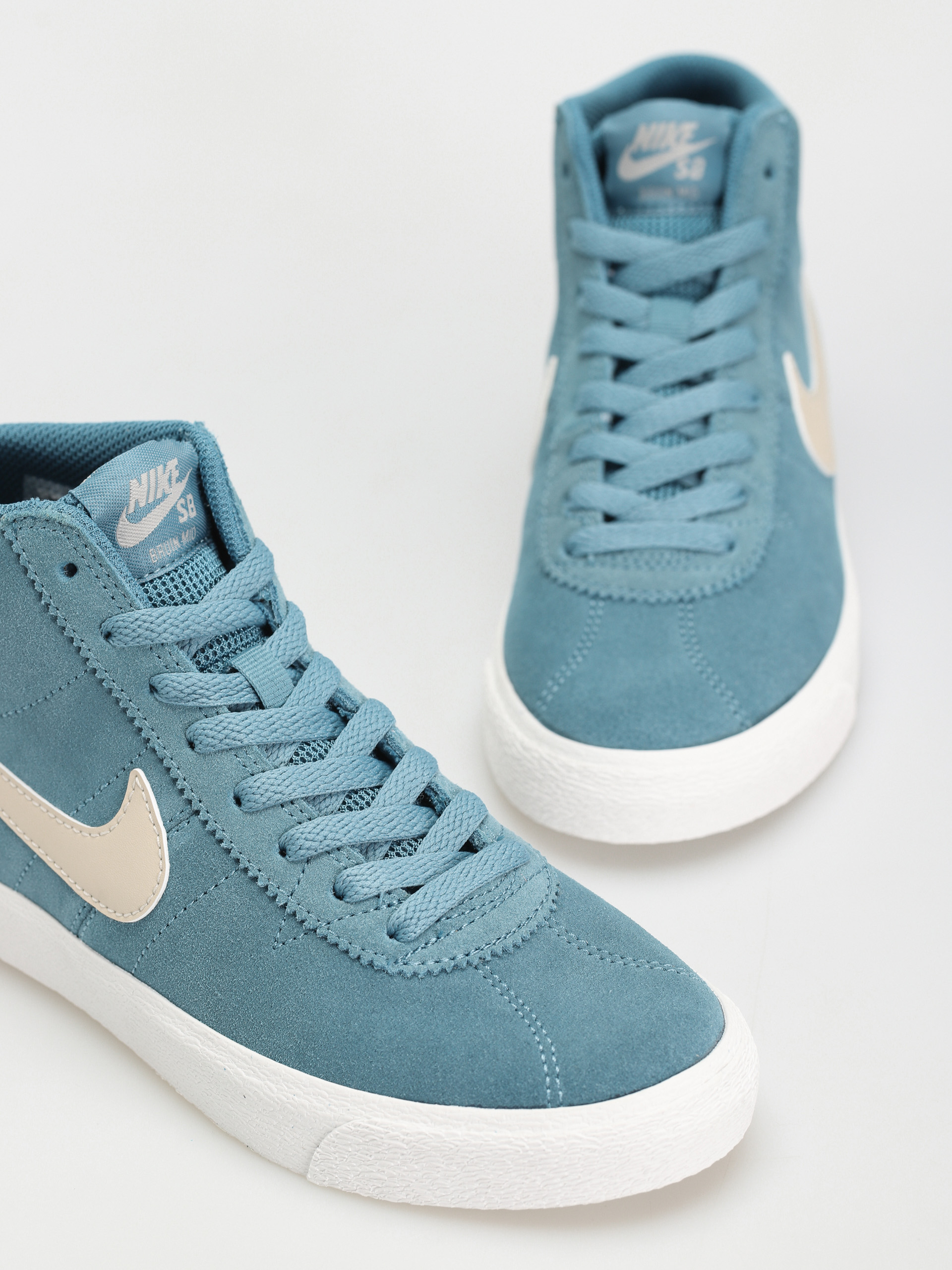 Boty Nike SB Bruin High (noise aqua/lt orewood brn noise aqua)