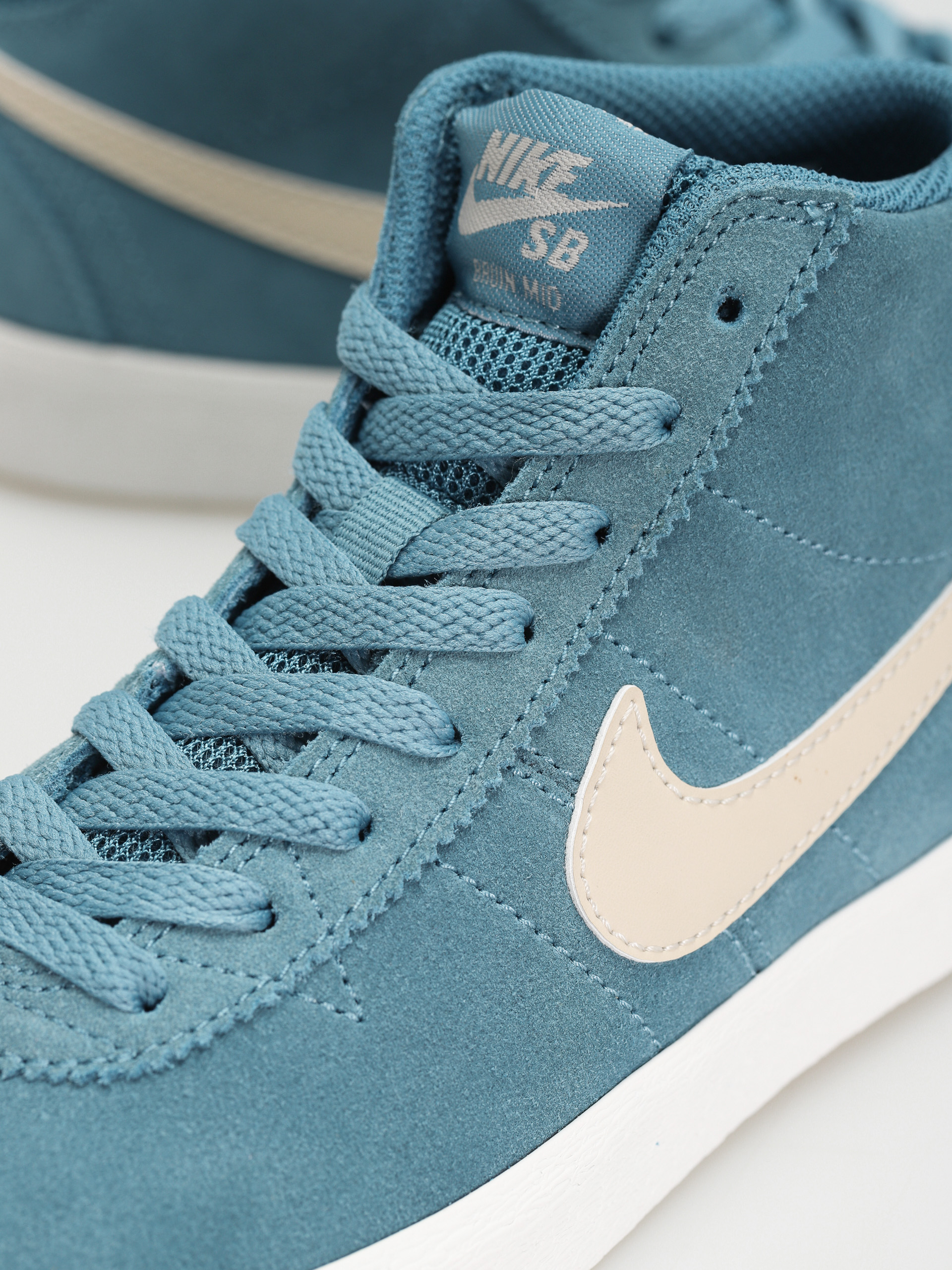 Boty Nike SB Bruin High (noise aqua/lt orewood brn noise aqua)