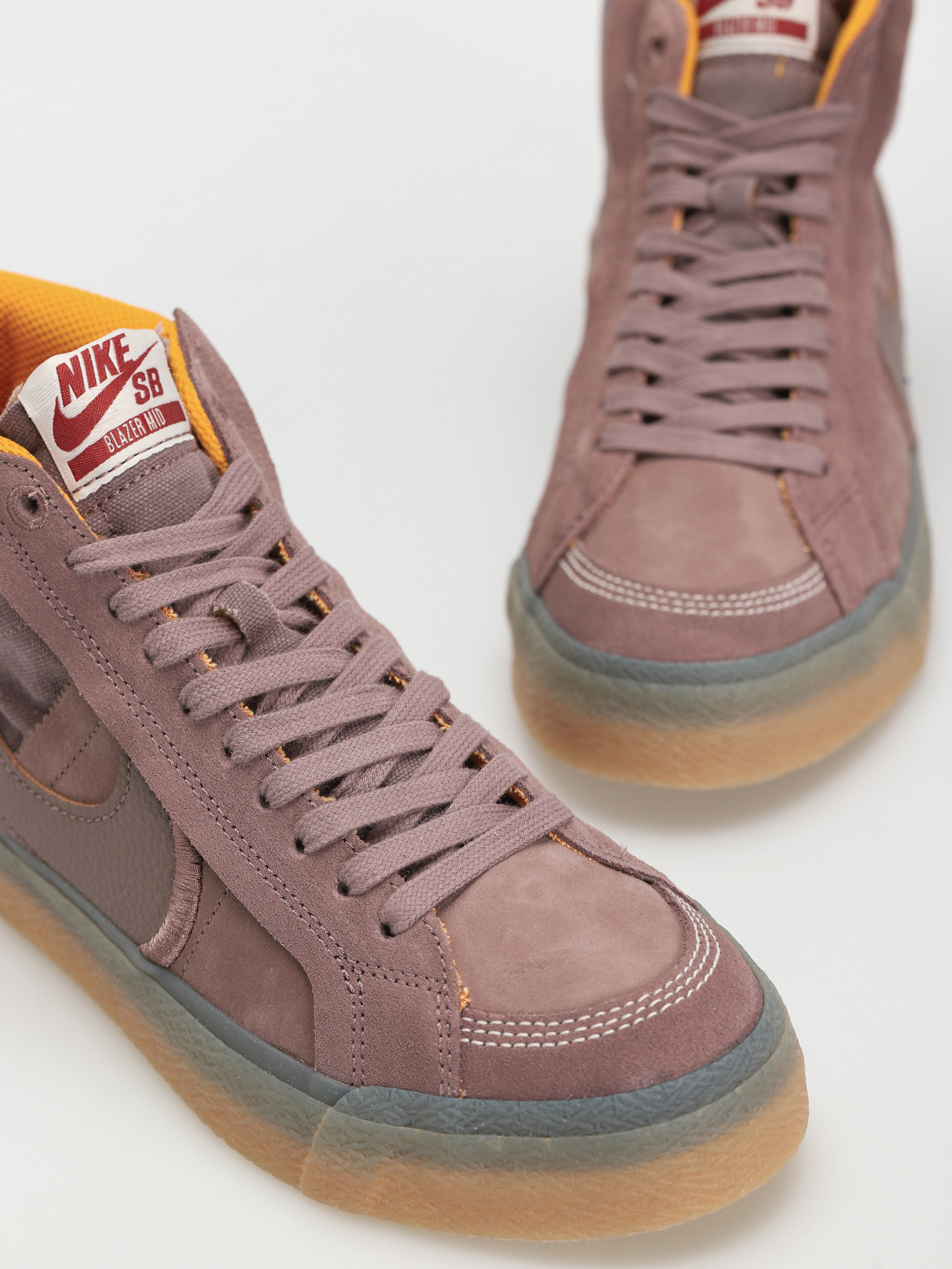 Boty Nike SB Zoom Blazer Mid Premium (plum eclipse/plum eclipse kumquat)