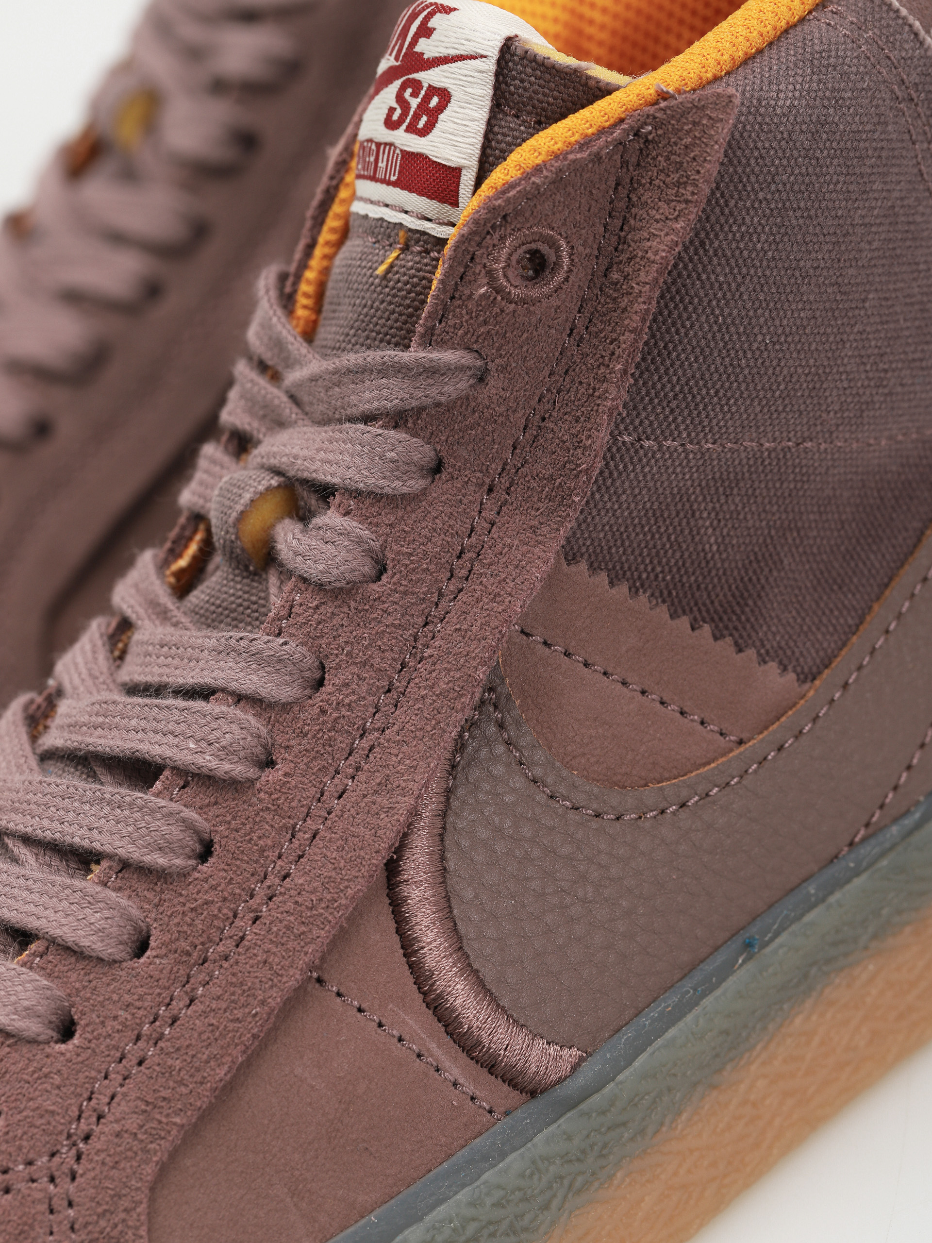 Boty Nike SB Zoom Blazer Mid Premium (plum eclipse/plum eclipse kumquat)