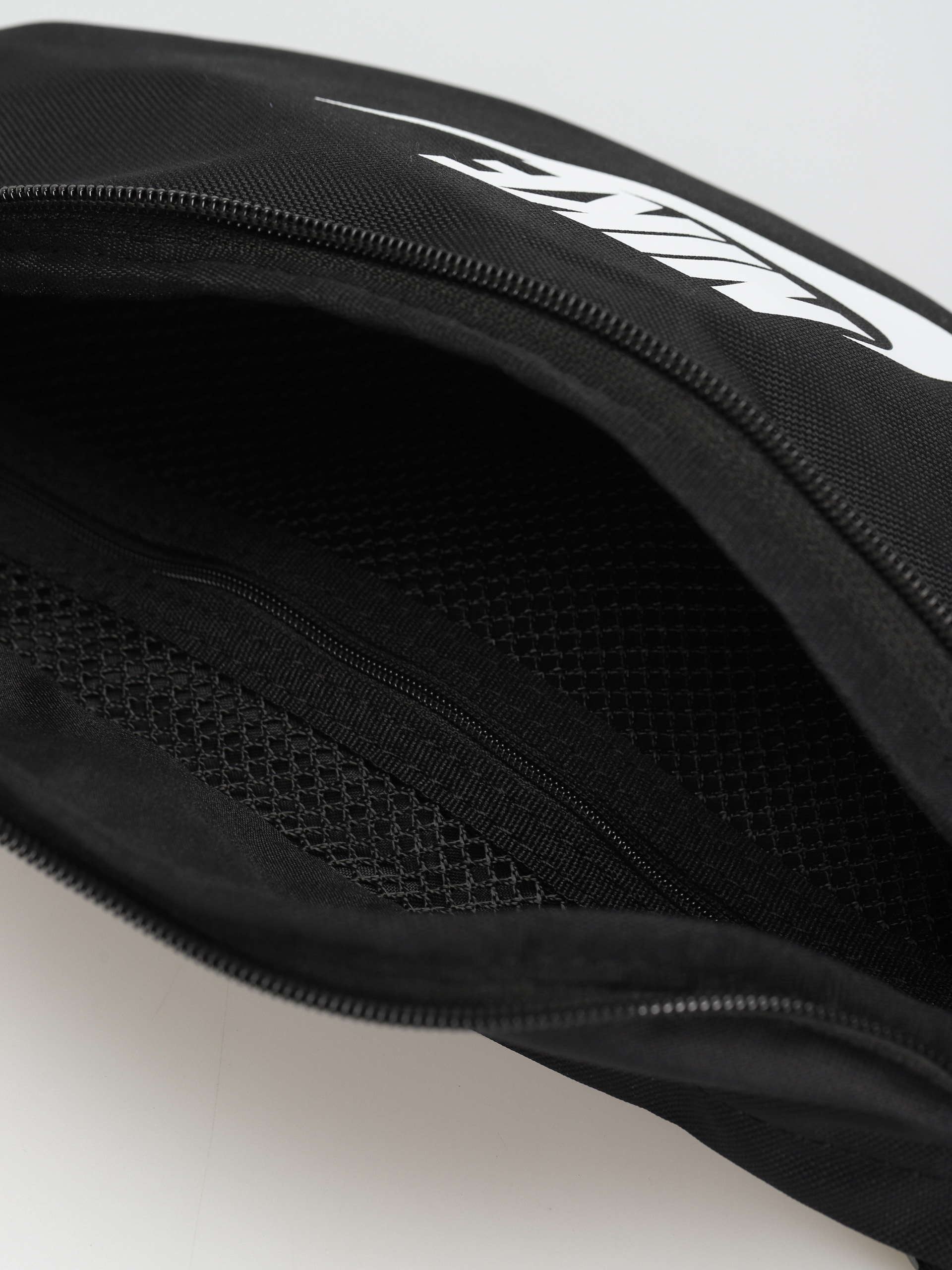 Ledvinka Nike SB Heritage (black/black/white)