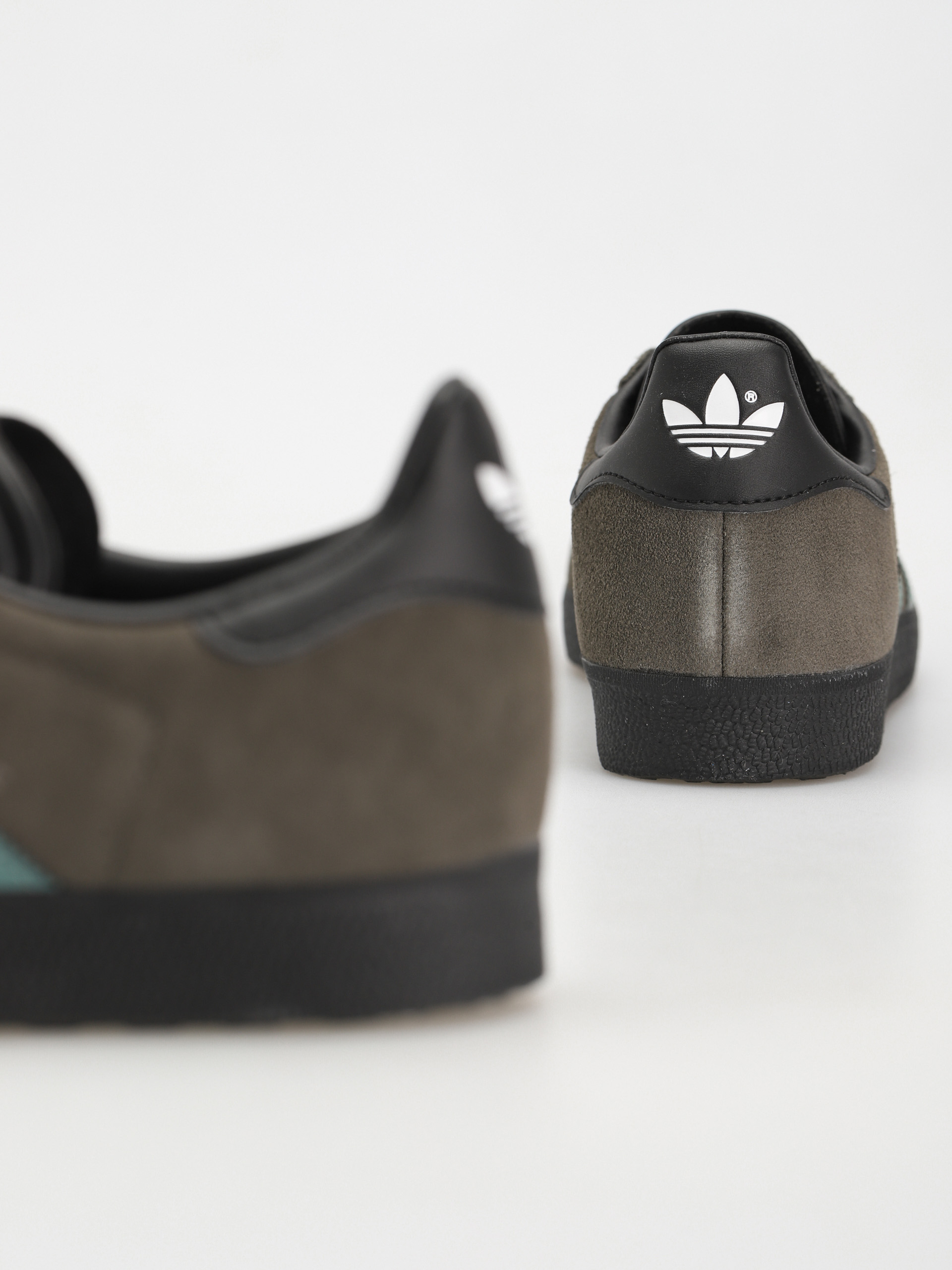 Boty adidas Originals Gazelle (panton/panton/cblack)